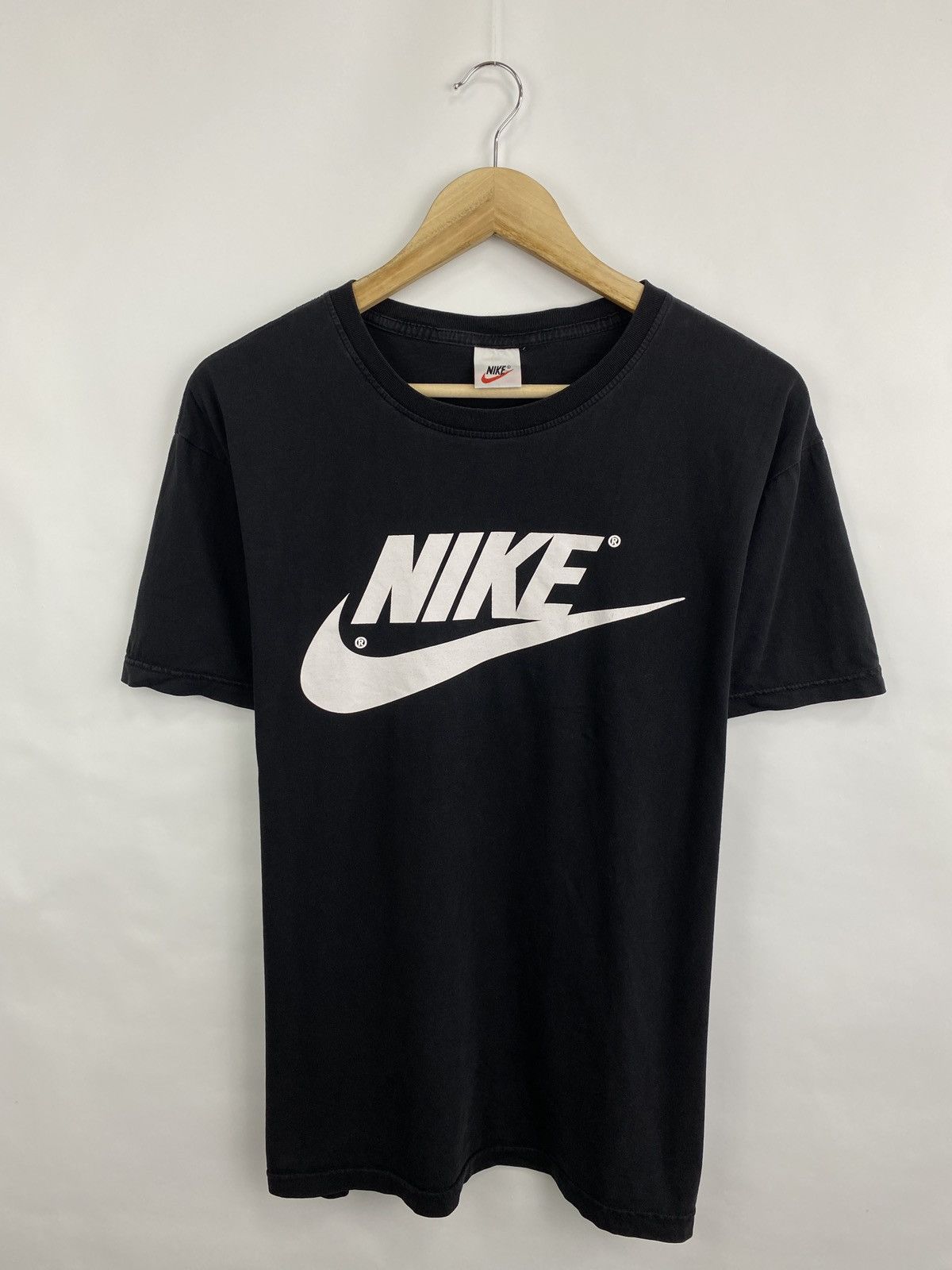 Nike 🇺🇸 Vintage 90s Nike T-Shirt Made in USA Rare Retro Size US M / EU 48-50 / 2 - 3 Thumbnail