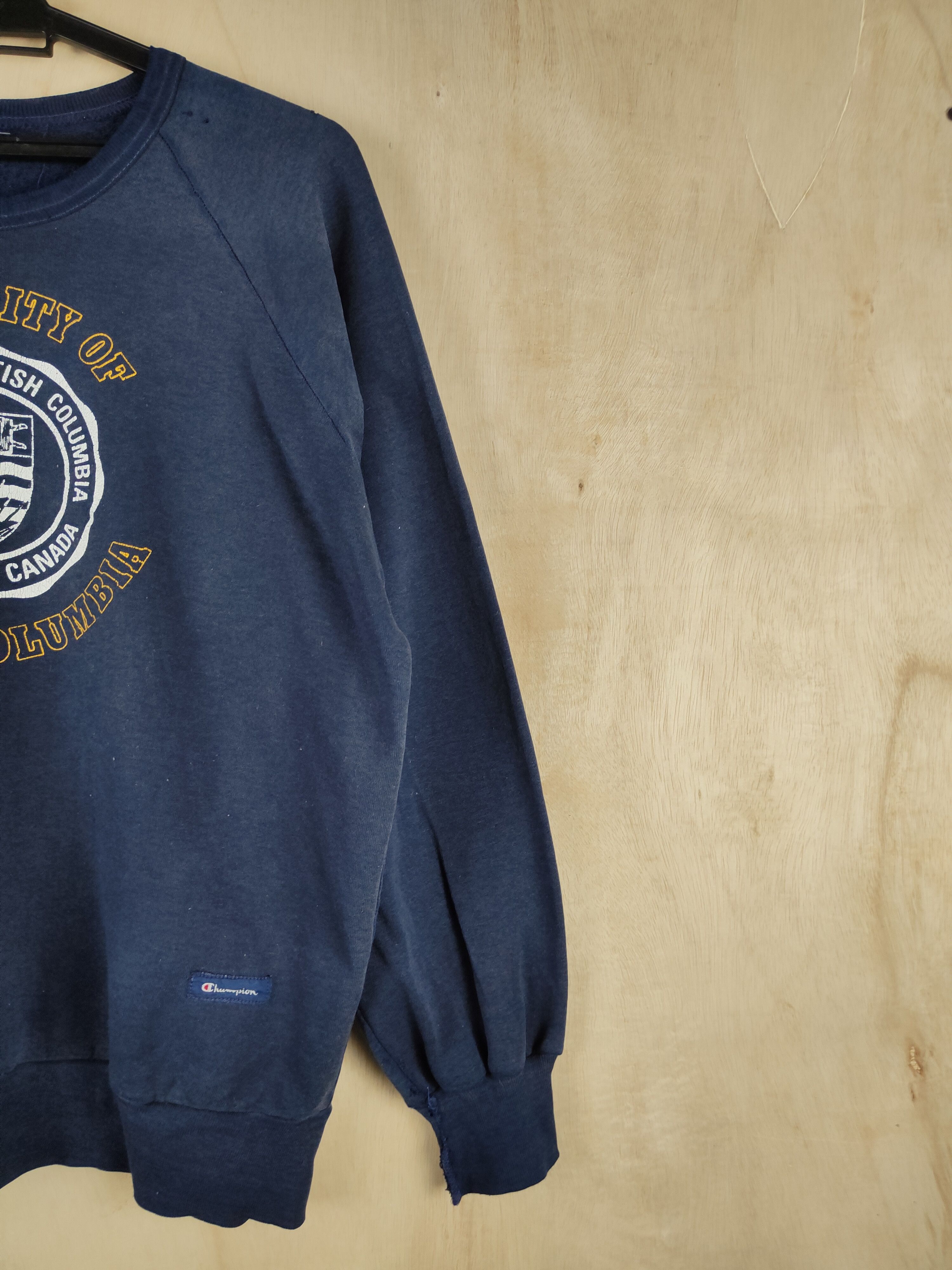 Champion Champion University of British Columbia Sweatshirts #S2466 Size US L / EU 52-54 / 3 - 6 Thumbnail