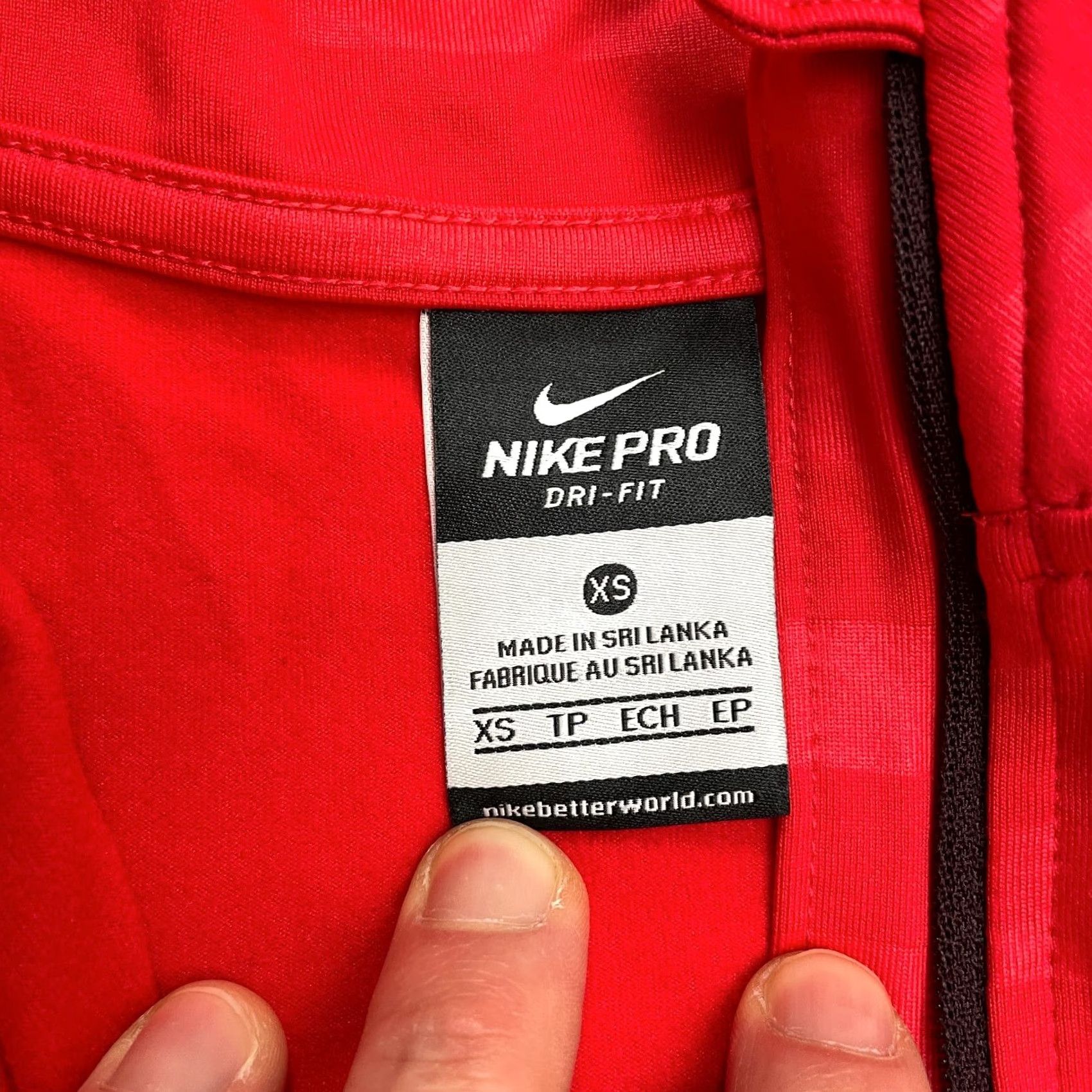 Nike Nike Pro Dri-Fit Hyperwarm 1/2 Zip Jacket Womens XS Red Striped Thumbhole Activewear Jacket Weight: Regular Size XS / US 0-2 / IT 36-38 - 7 Thumbnail