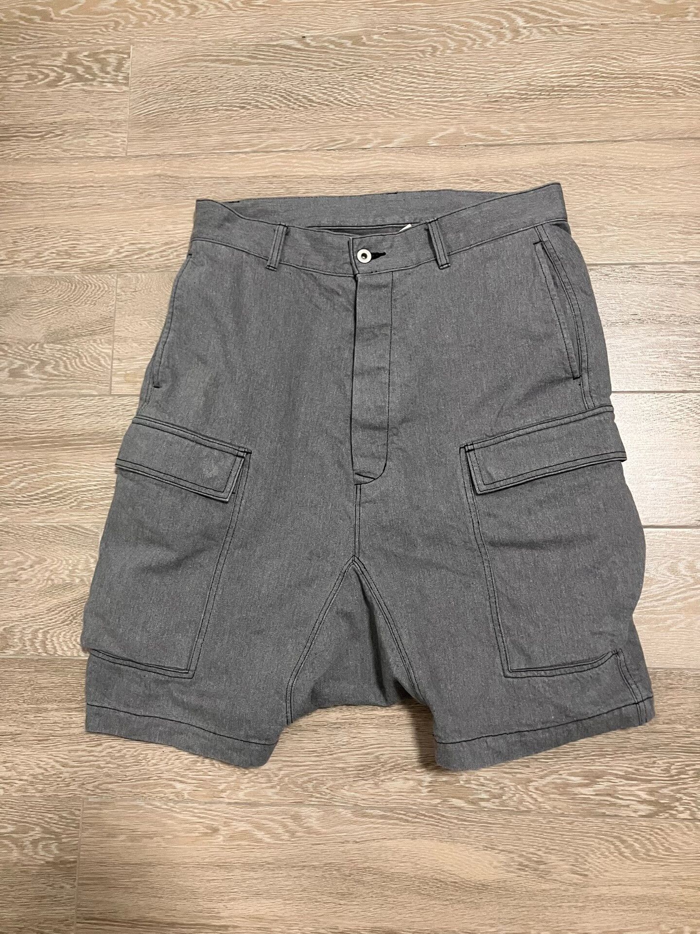 Rick Owens Drkshdw SS23 EDFU Made in Japan 16oz Selvedge Denim Cargo Shorts Size US 33 - 1 Thumbnail