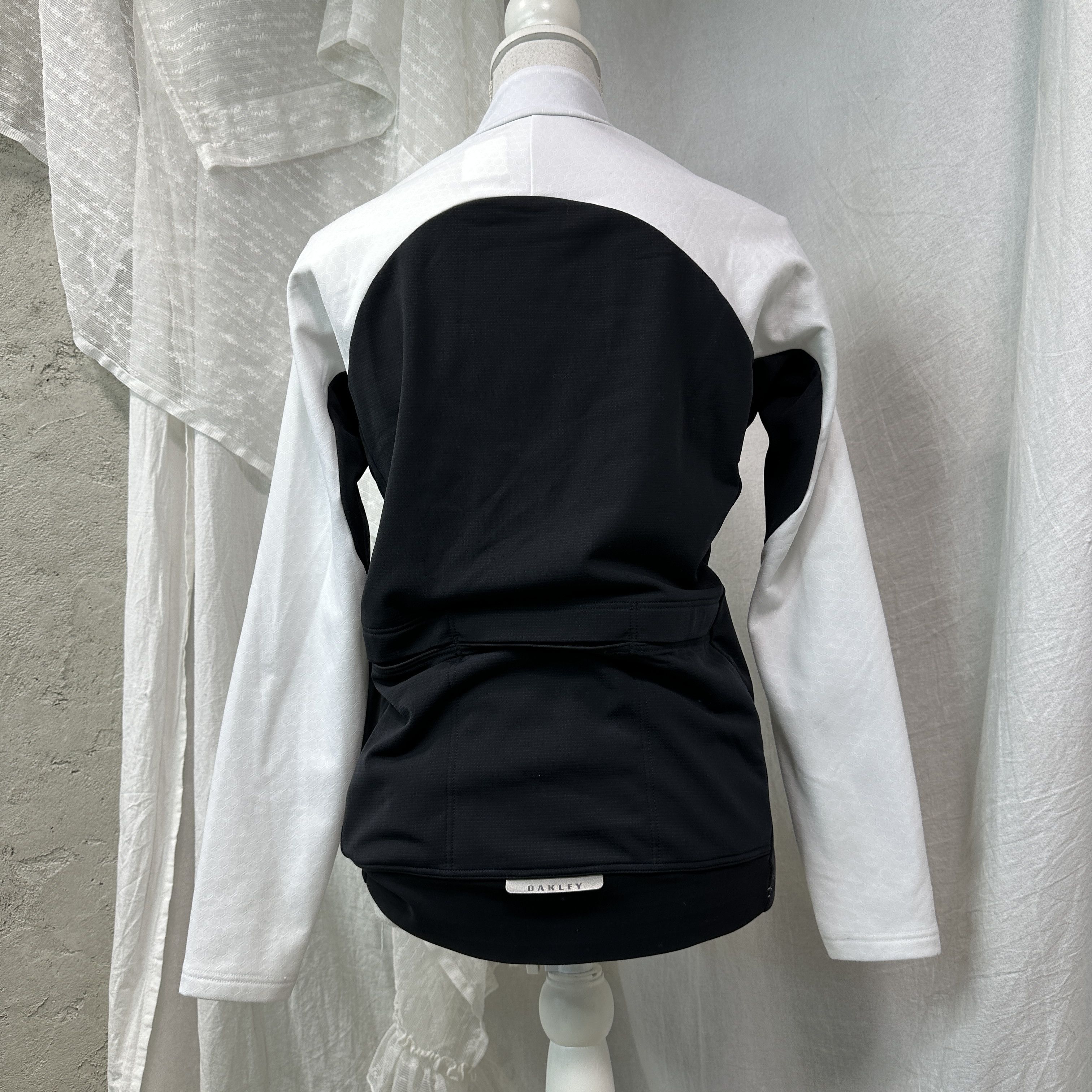 Oakley Vintage Sporty Streetwear Oakley Hydrolix Zip Sweatshirt Y2K Size US L / EU 52-54 / 3 - 8 Thumbnail