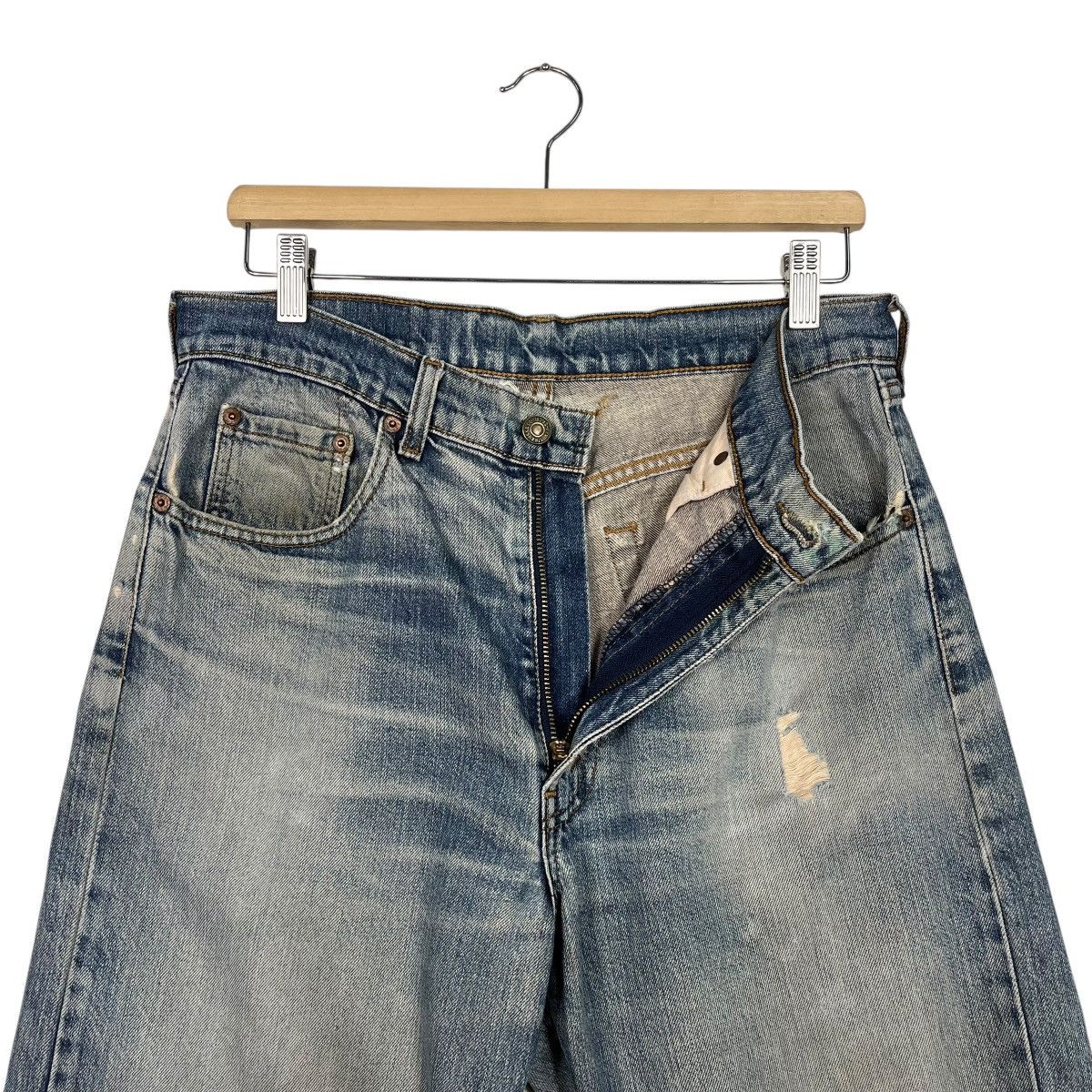Levi's Vintage Levis Distressed Motive Denim Jeans Size US 32 / EU 48 - 15 Thumbnail