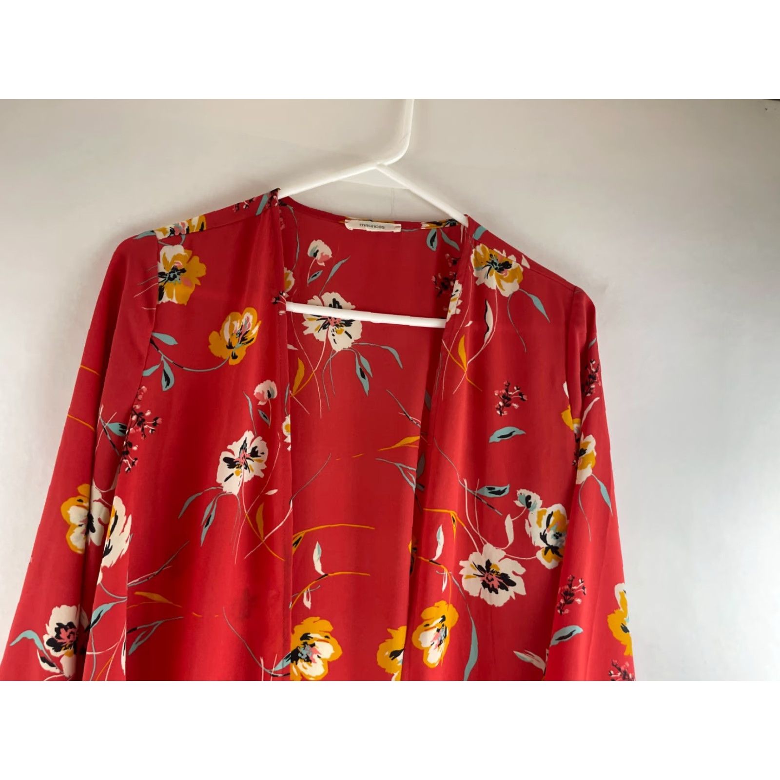 Vintage Maurices Sweater Women’s Medium Floral Redish Pink Kimono Open Cardigan Modern Fall Winter Spring Casual Womens Size M / US 6-8 / IT 42-44 - 3 Thumbnail