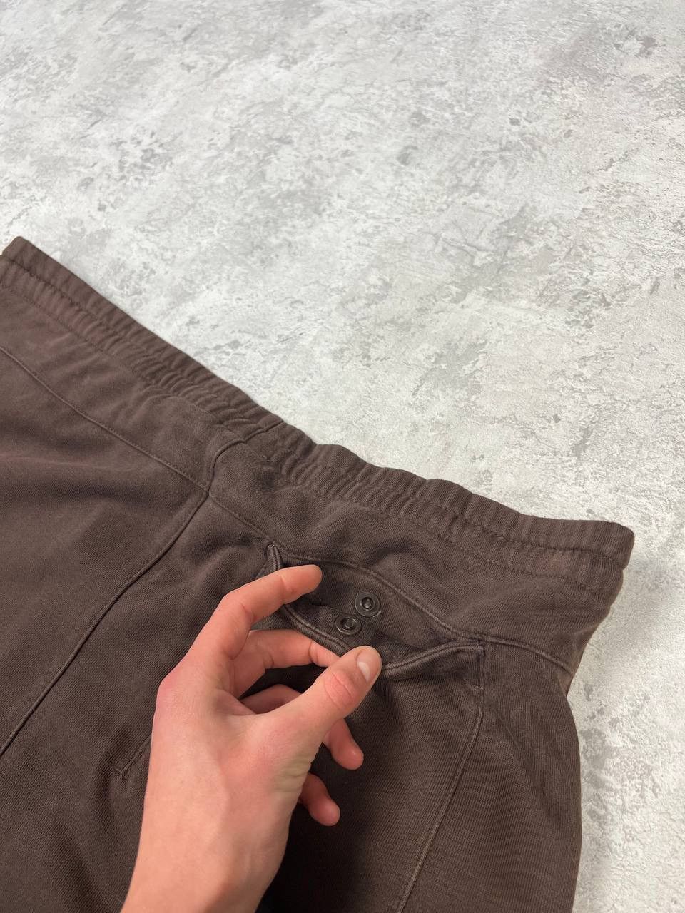 Nike Vintage Nike Y2K Brown Baggy Sweatpants Size XL Size US 37 - 11 Thumbnail