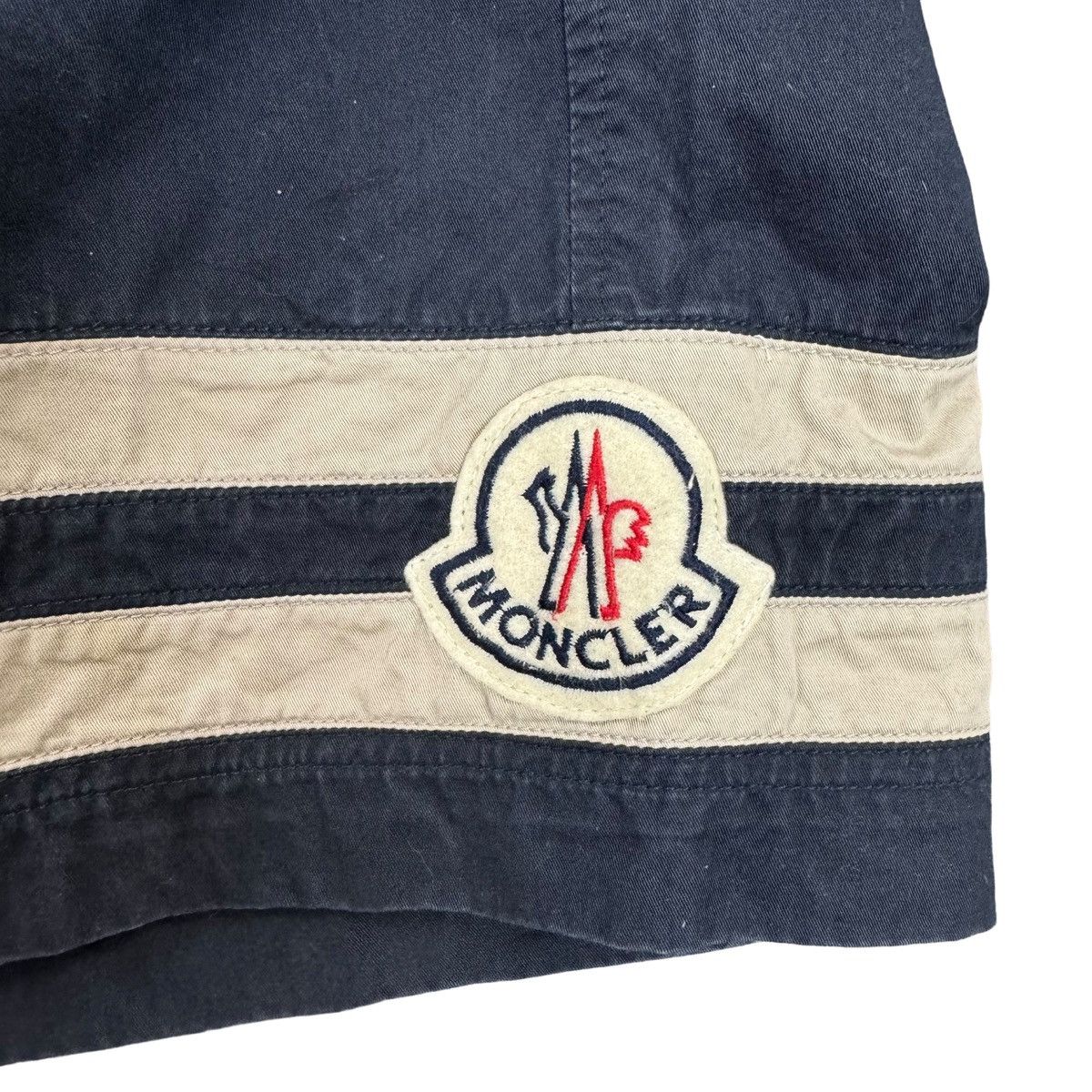 Moncler Moncler Shorts Size US 34 / EU 50 - 4 Thumbnail