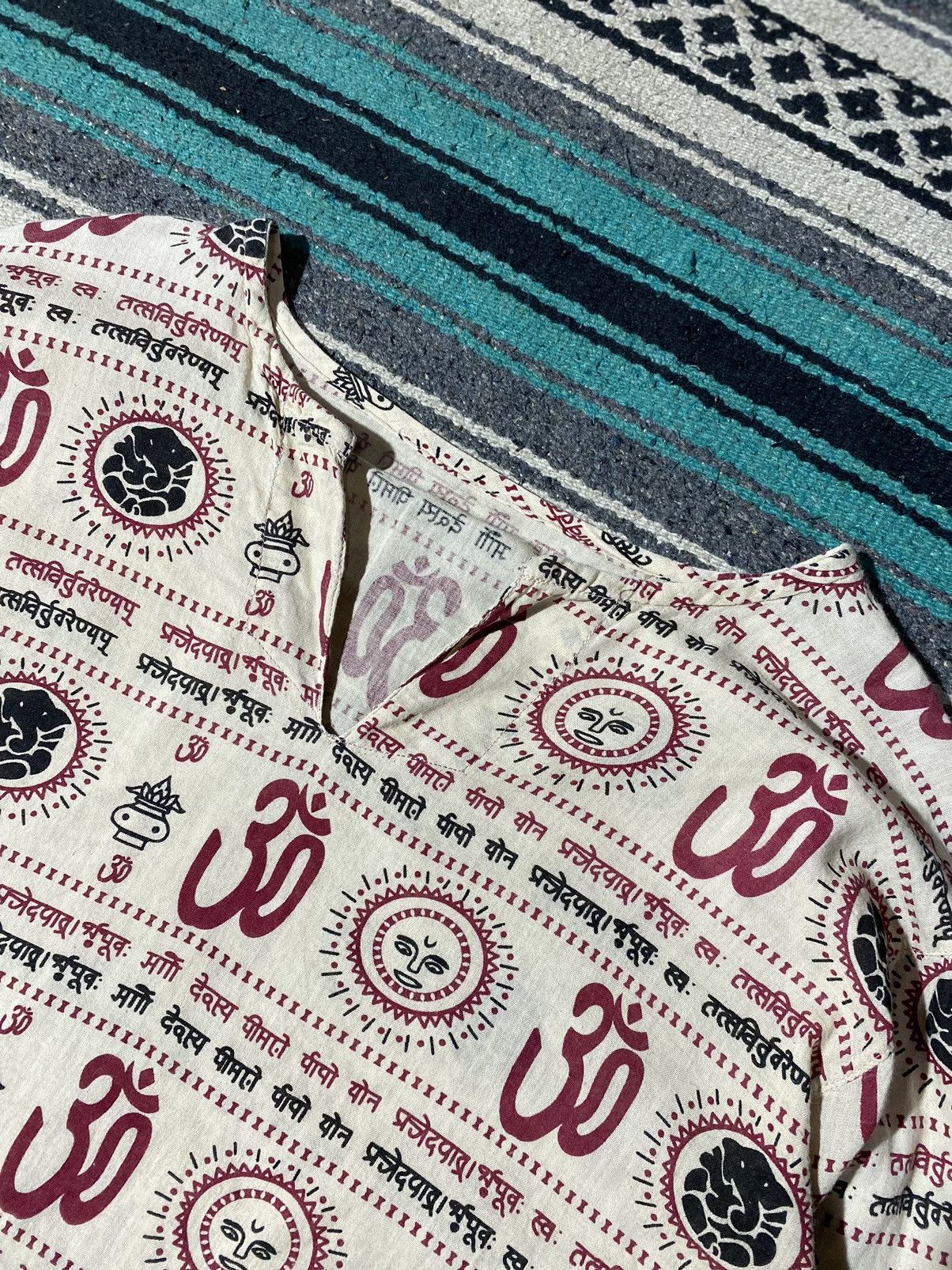 If Six Was Nine 2000s Hindi Ganesha Souvenir LS Size US M / EU 48-50 / 2 - 5 Thumbnail