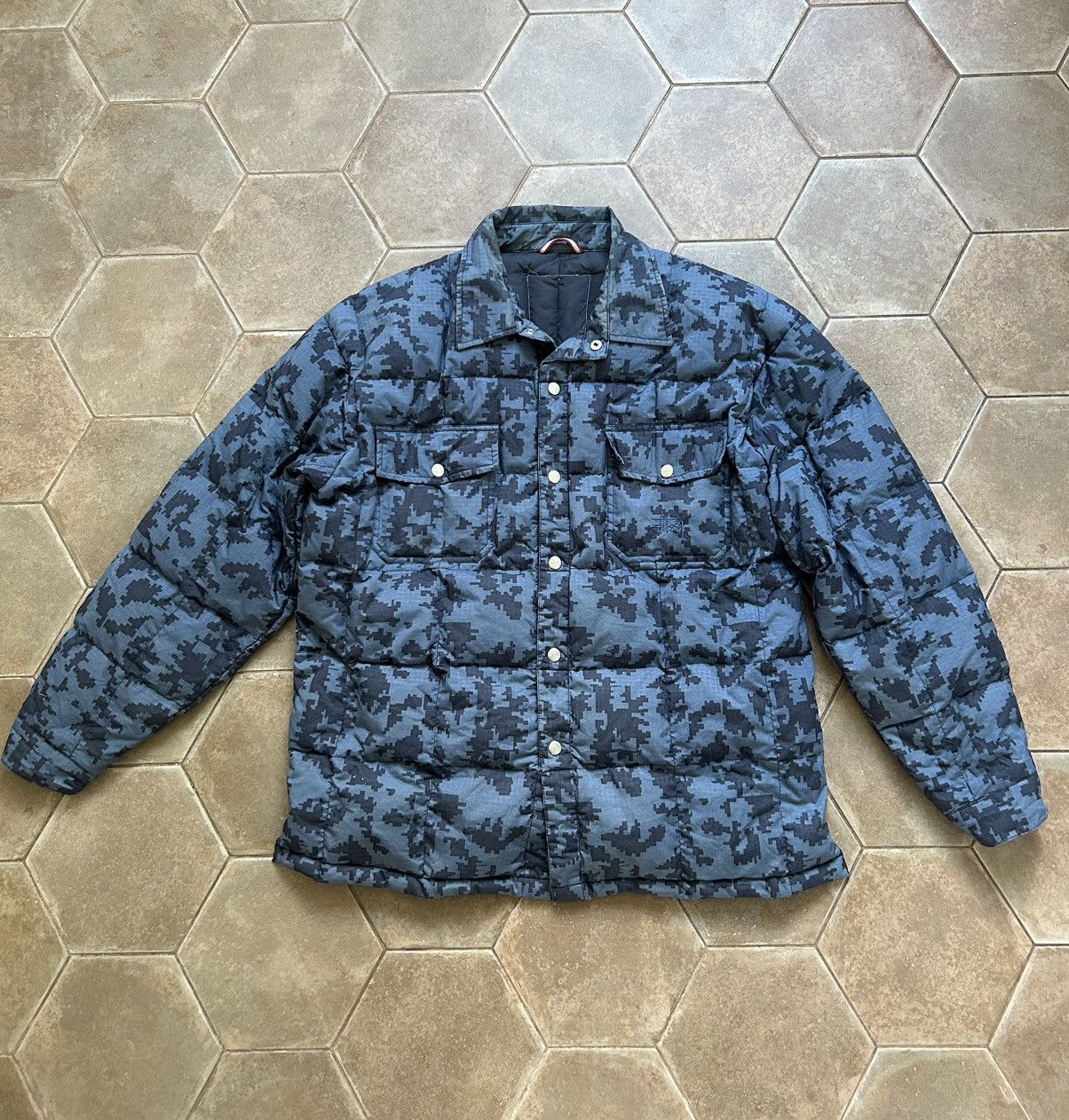Stussy STUSSY DOWN JACKET CAMO JAPANES Size US L / EU 52-54 / 3 - 1 Thumbnail