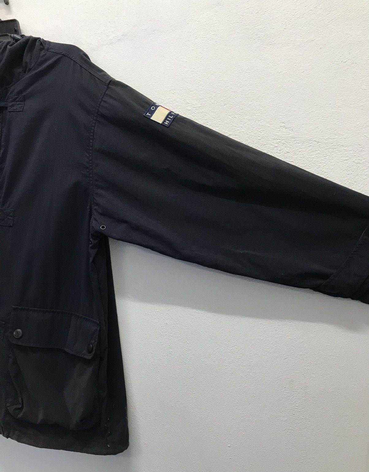 Tommy Hilfiger × Vintage Vintage Tommy Hilfiger Jacket Hoodie Size US L / EU 52-54 / 3 - 5 Thumbnail