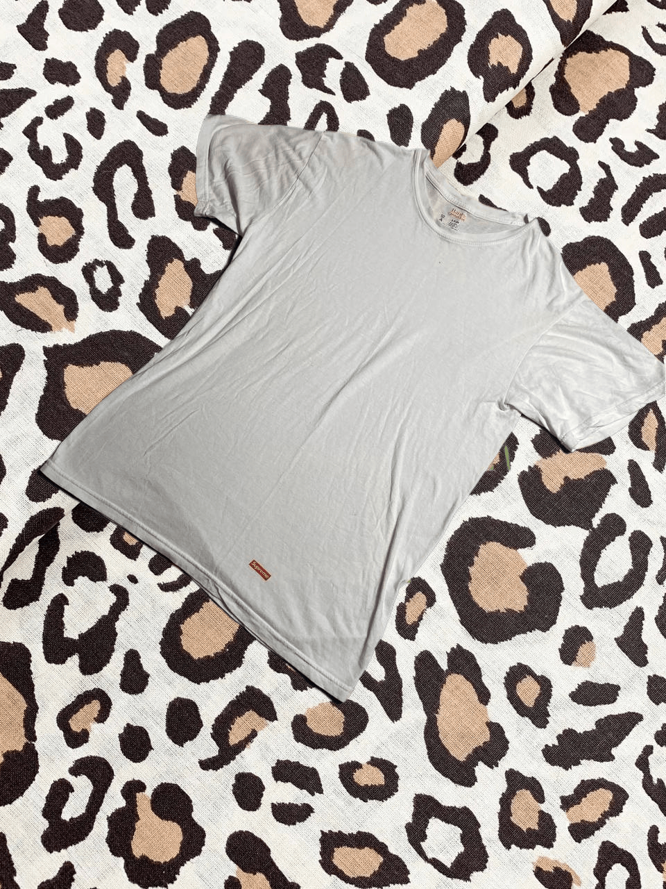 Hanes Vintage Hanes t-shirt Size US S / EU 44-46 / 1 - 1 Thumbnail