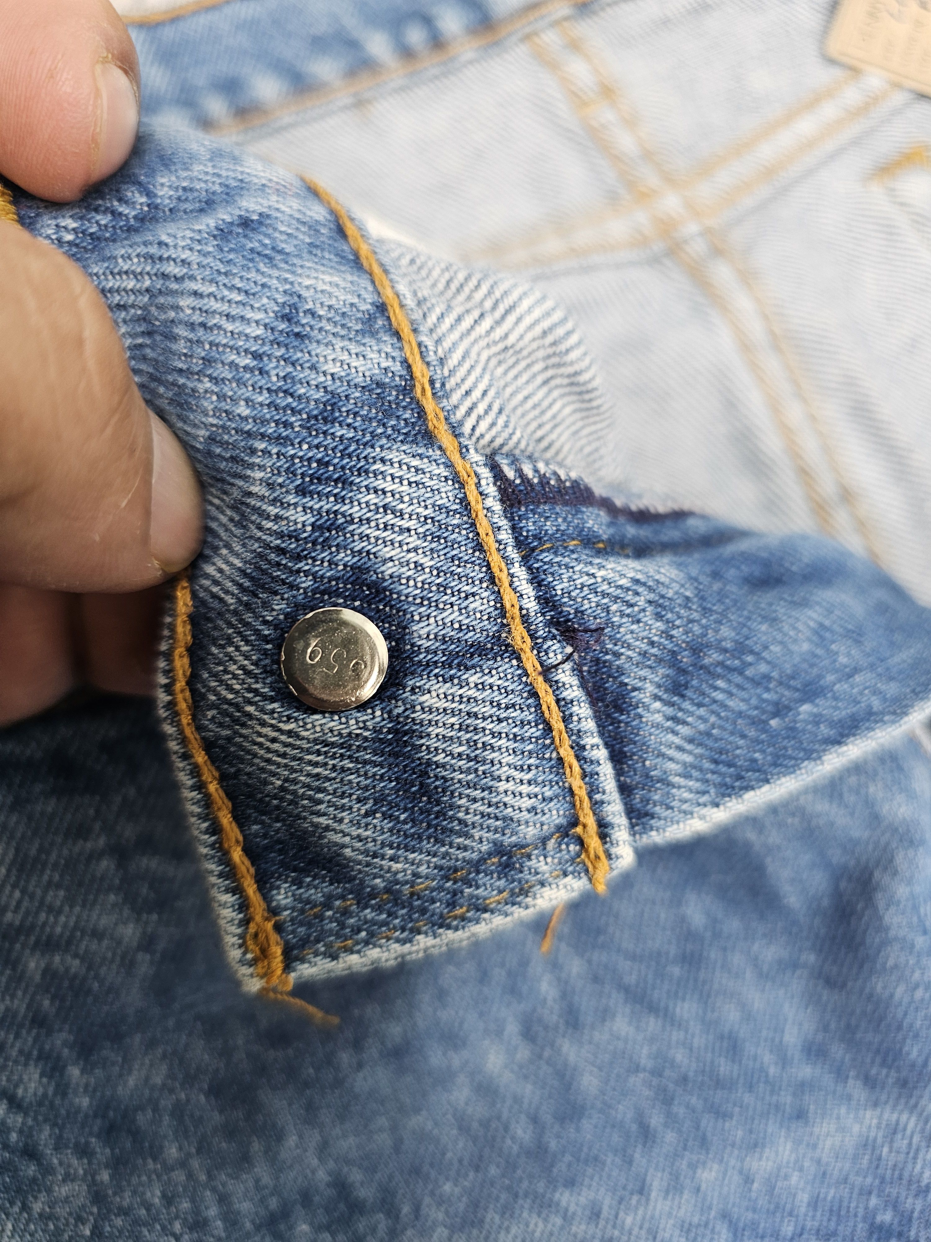Levi's Vintage Clothing Vtg LEVIS 505 Straight Cut Faded Blue Jeans L0558 Size 30X29 Size US 30 / EU 46 - 12 Thumbnail