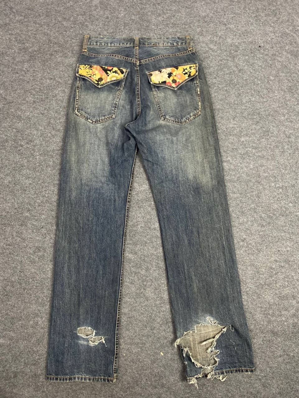 Japanese Brand japanese brand floral design trim distressed denim Size US 30 / EU 46 - 1 Thumbnail