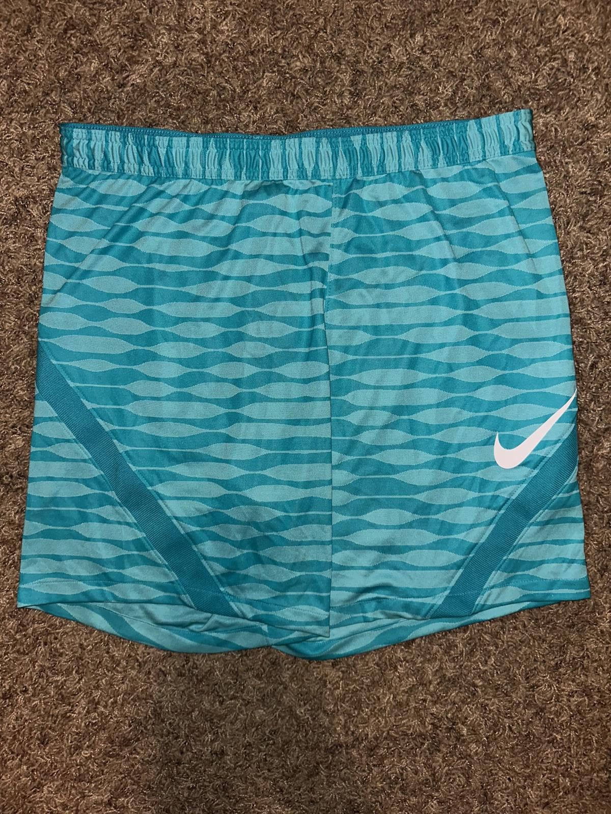 Nike Nike Men’s Dri-FIT Strike 21 Short Size US 36 / EU 52 - 1 Thumbnail