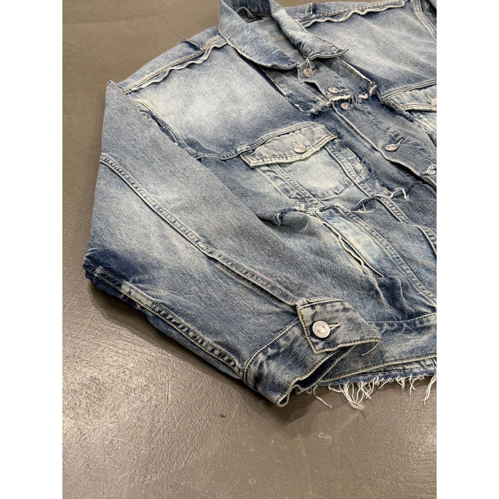 Balenciaga 2021 Balenciaga oversized deconstructed denim jacket Size US M / EU 48-50 / 2 - 6 Thumbnail