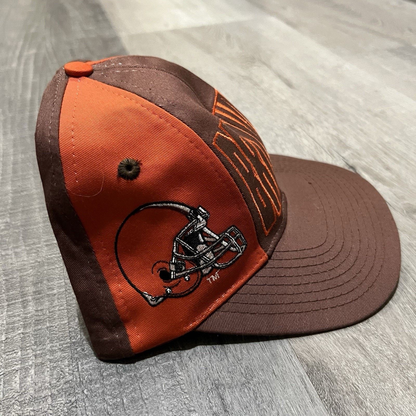 Drew Pearson VTG Cleveland Browns Drew Pearson TAZ SnapBack Hat Cap NWT Size ONE SIZE - 4 Thumbnail