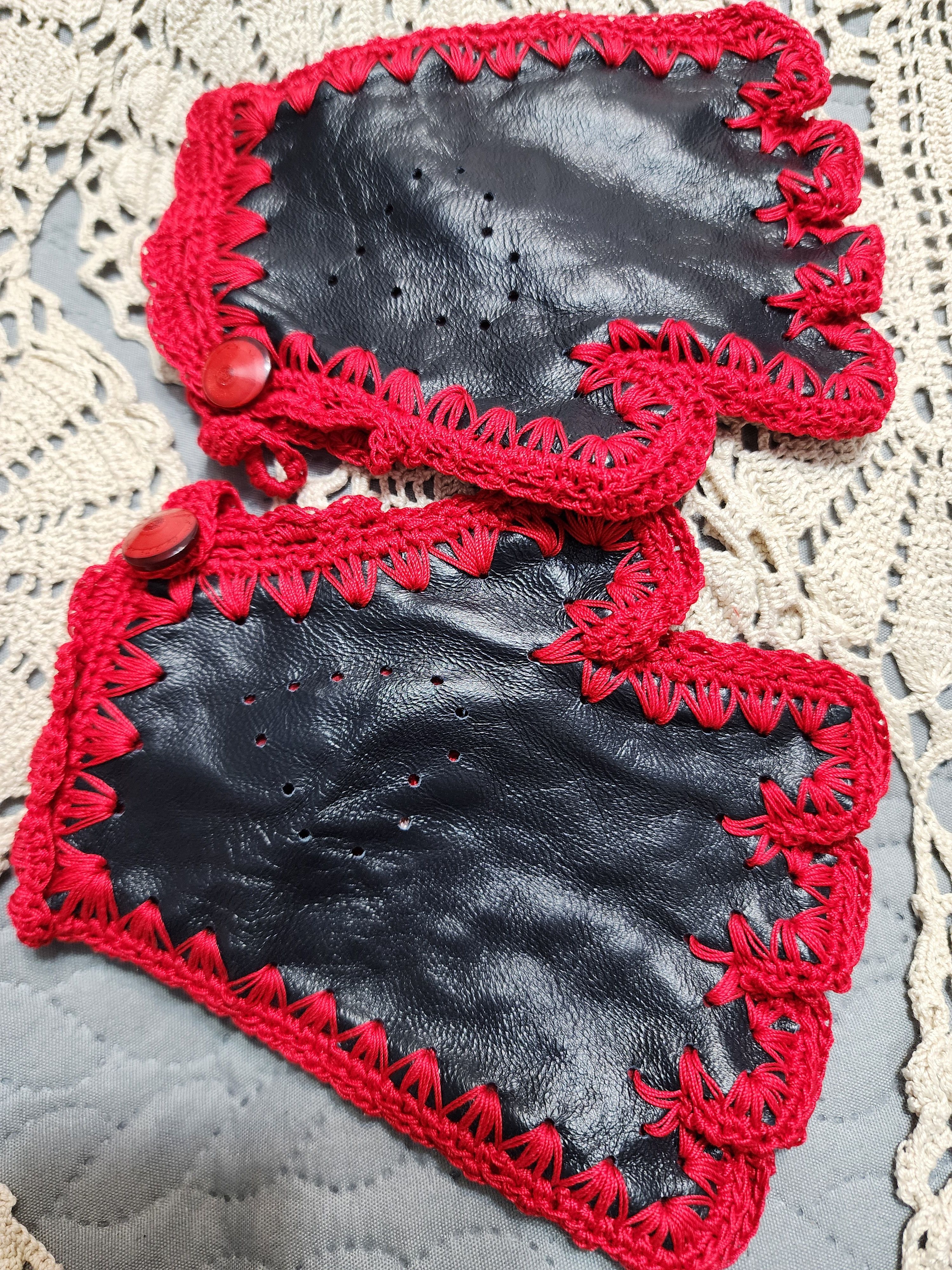 Handmade Leather red fingerless gloves woman red rock leather gloves Size ONE SIZE - 6 Thumbnail