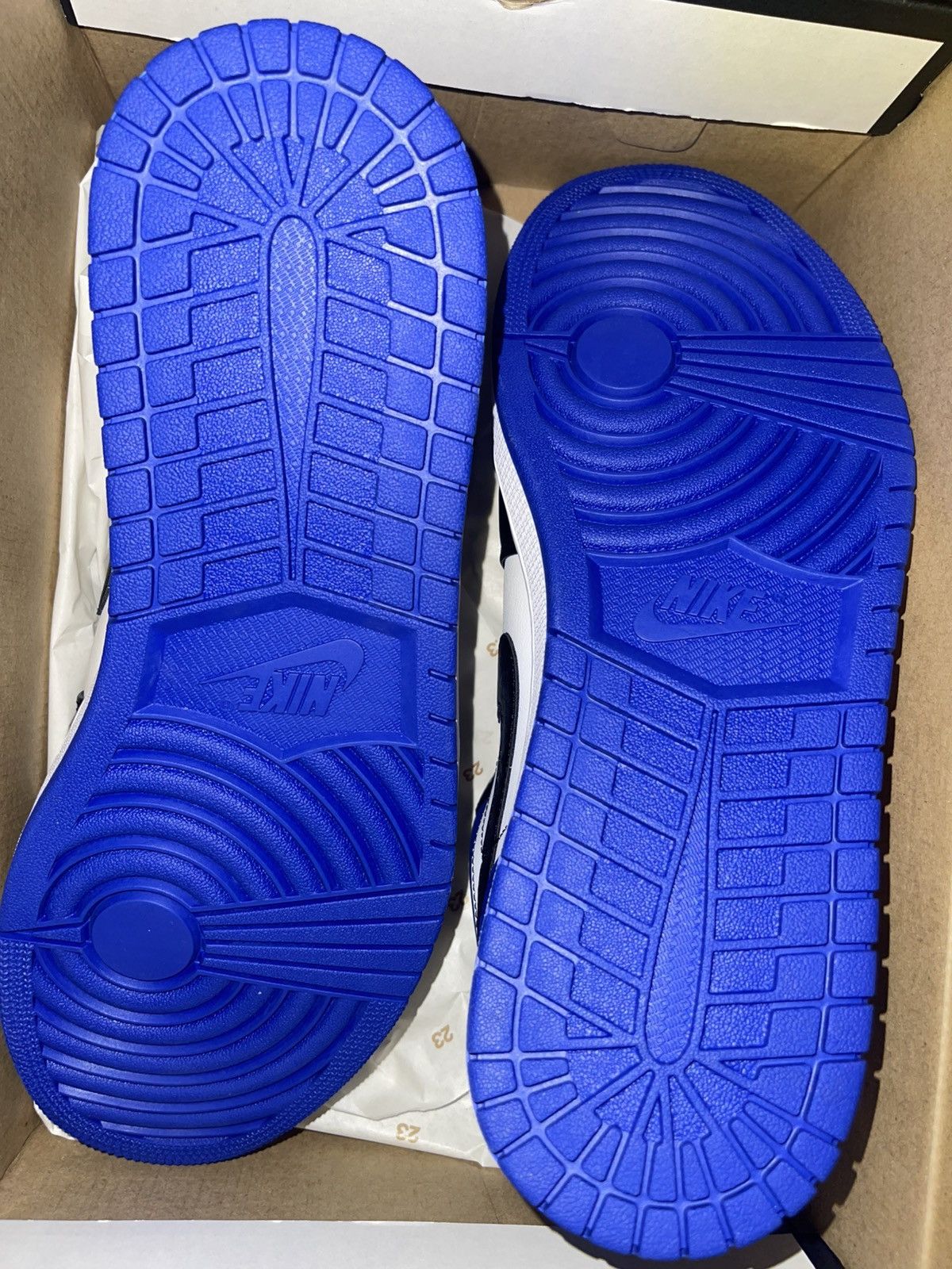 Jordan Brand × Nike Jordan 1 Low - Royal Toe Size US 12 / EU 45 - 7 Thumbnail