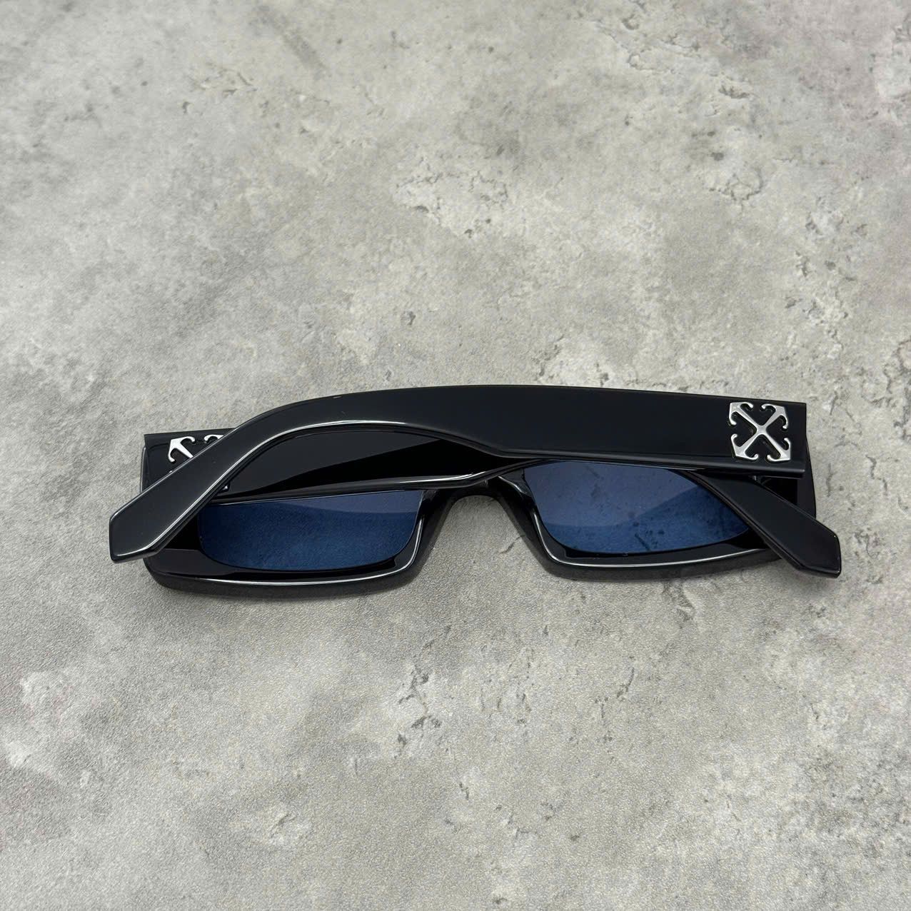 Off-White OFF WHITE Arthur Sunglasses BLACK/BLUE Size ONE SIZE - 4 Thumbnail