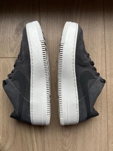 Nike Nike Air Force 1 Sage Low Night Women's Gray Suede Shoes Size US 8 / EU 41 - 9 Thumbnail