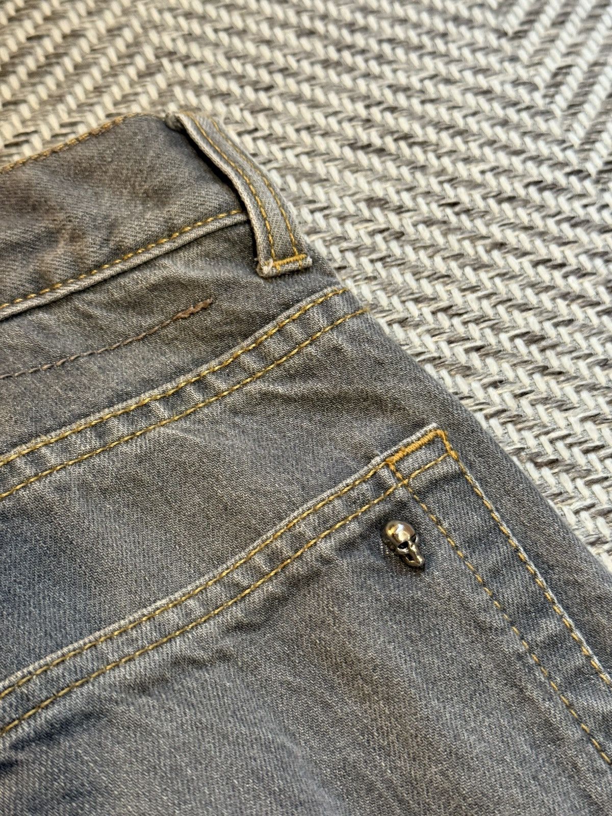 Alexander McQueen Alexander McQueen Silver Skull Grey Denim Jeans Size US 32 / EU 48 - 5 Thumbnail