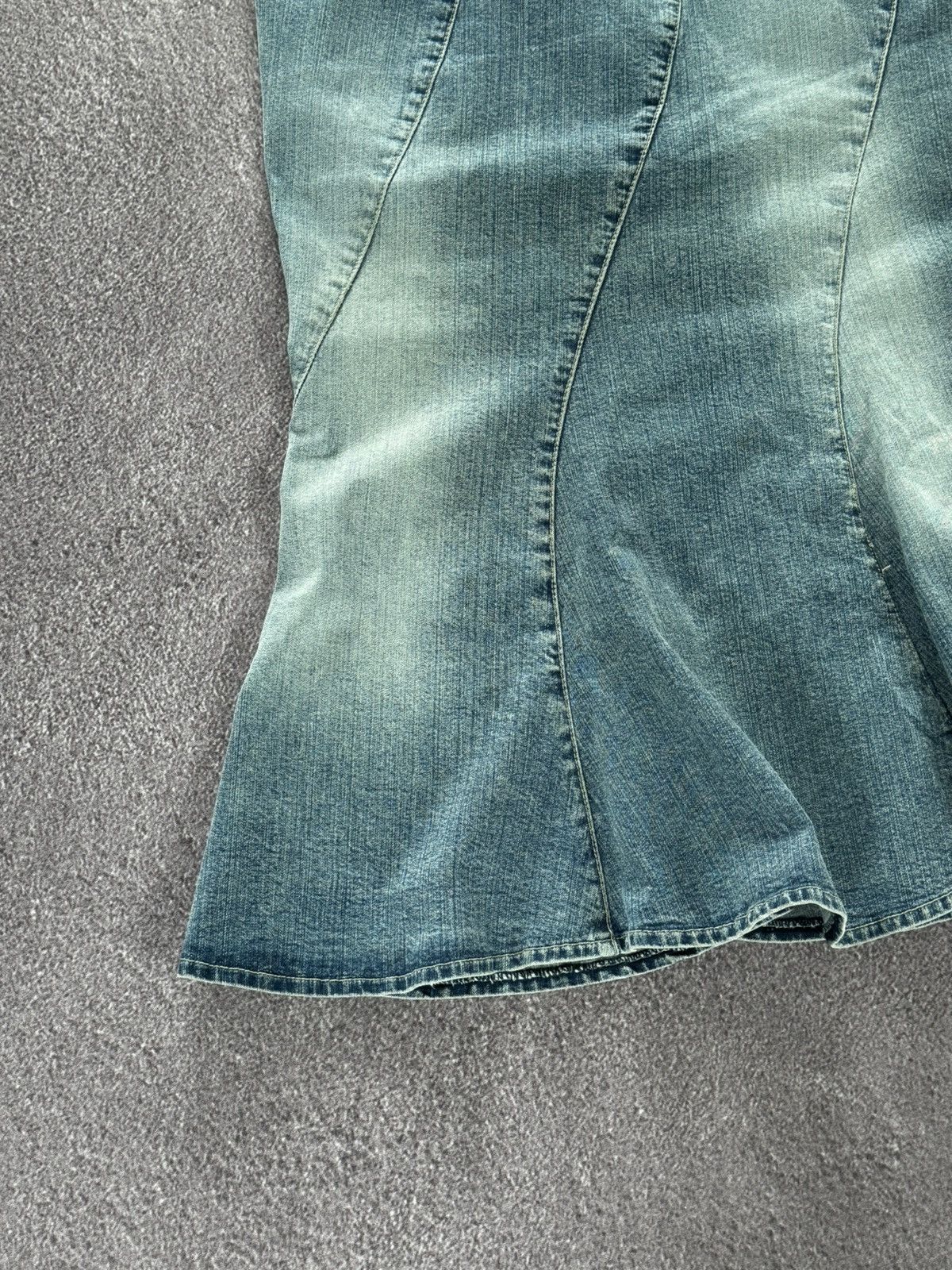 Japanese Brand Avant Garde 00s Vintage Assymetric Faded Skirt Size 30" / US 8 / IT 44 - 4 Thumbnail