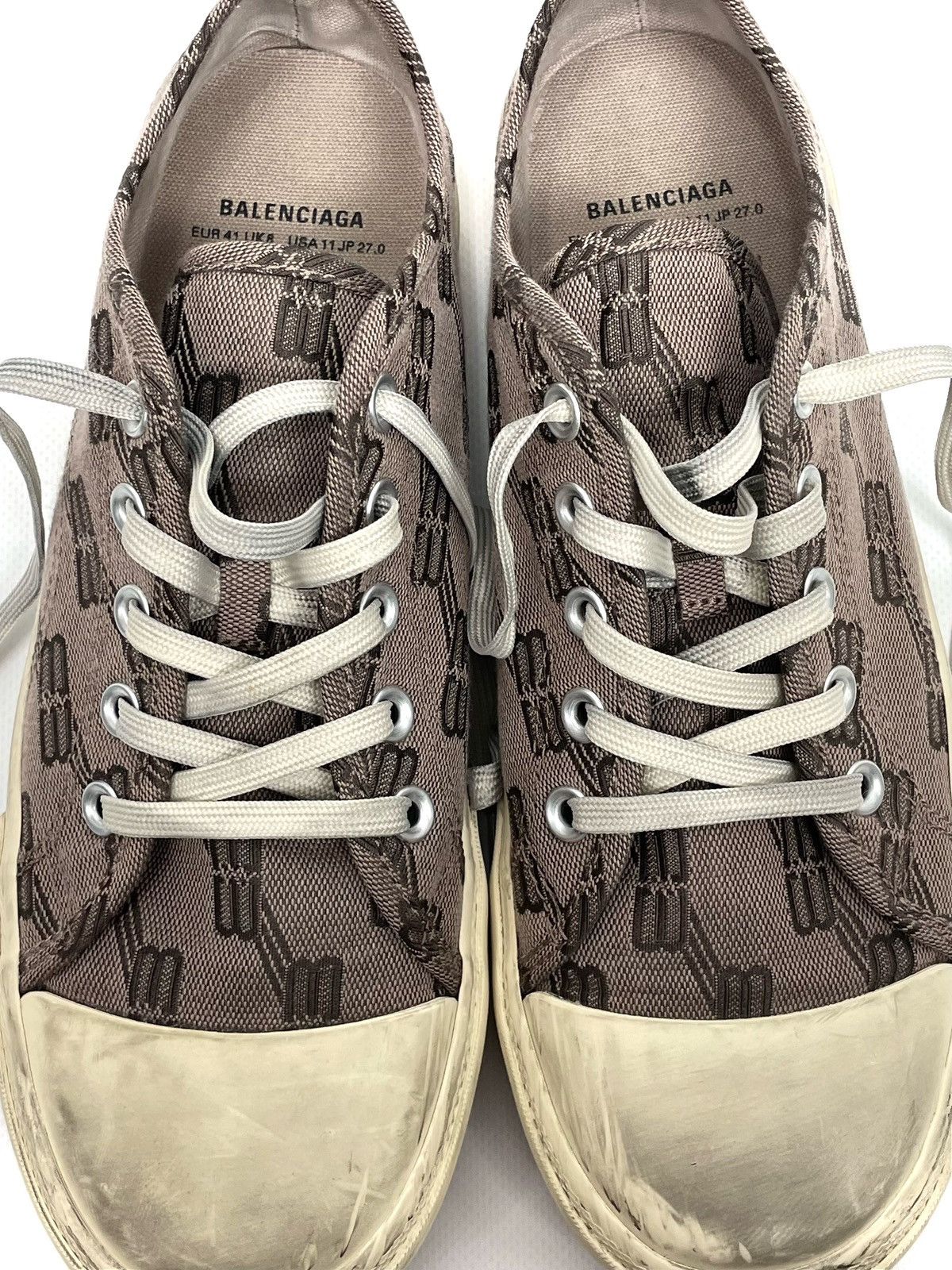 Balenciaga Balenciaga All Over BB Logo Low Top Sneakers - EU 41 (UK 8) Size US 11 / IT 41 - 7 Thumbnail