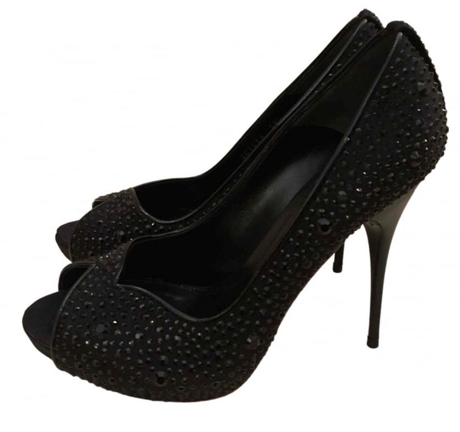 Alexander McQueen Alexander McQueen 38.5 Black Crystal Pumps High Heels Size US 8.5 / IT 38.5 - 1 Thumbnail