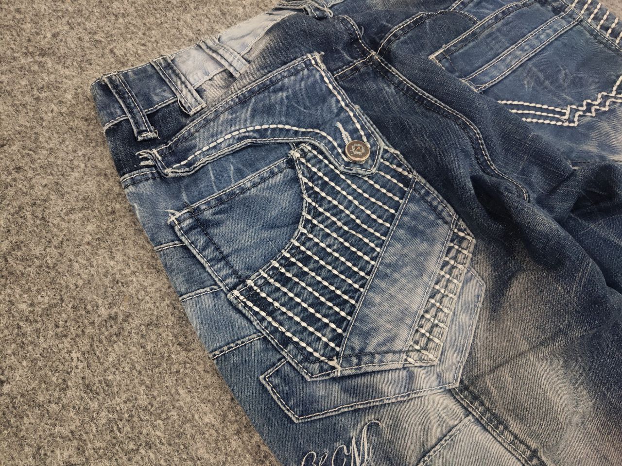 Le Grande Bleu (L.G.B.) Vintage Y2k Kosmo Japan if six was nine Embroidered Jeans Size US 32 / EU 48 - 12 Thumbnail