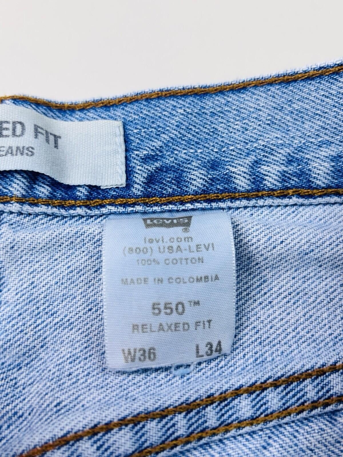 Levi's Vintage Levi's 550 Relaxed Fit Jeans in a Light Denim 36x34 Size US 36 / EU 52 - 7 Thumbnail