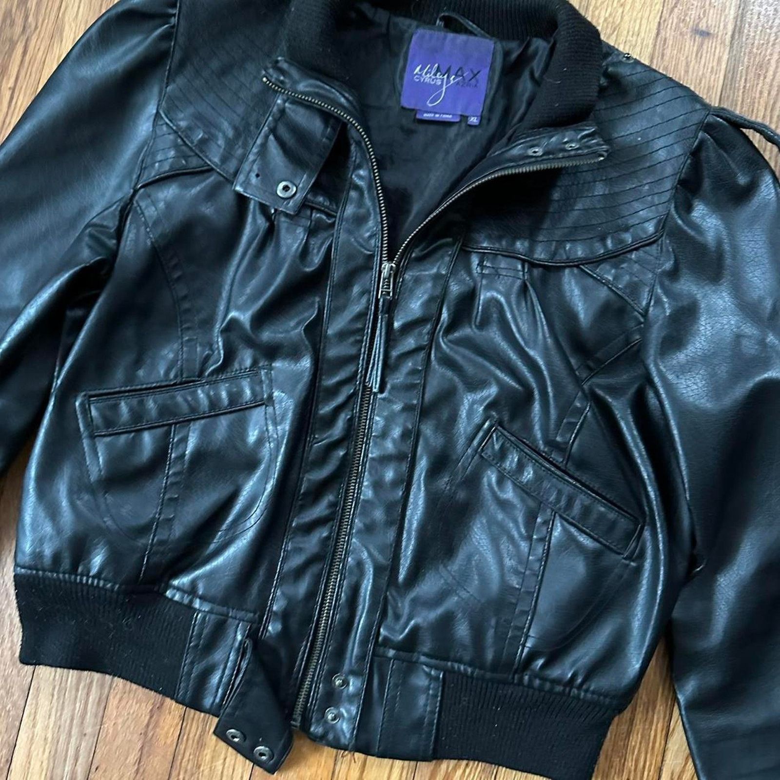 Bcbgmaxazria Miley Cyrus Max Azria Faux Leather Jacket Full Zip size XL Size XL / US 12-14 / IT 48-50 - 2 Thumbnail