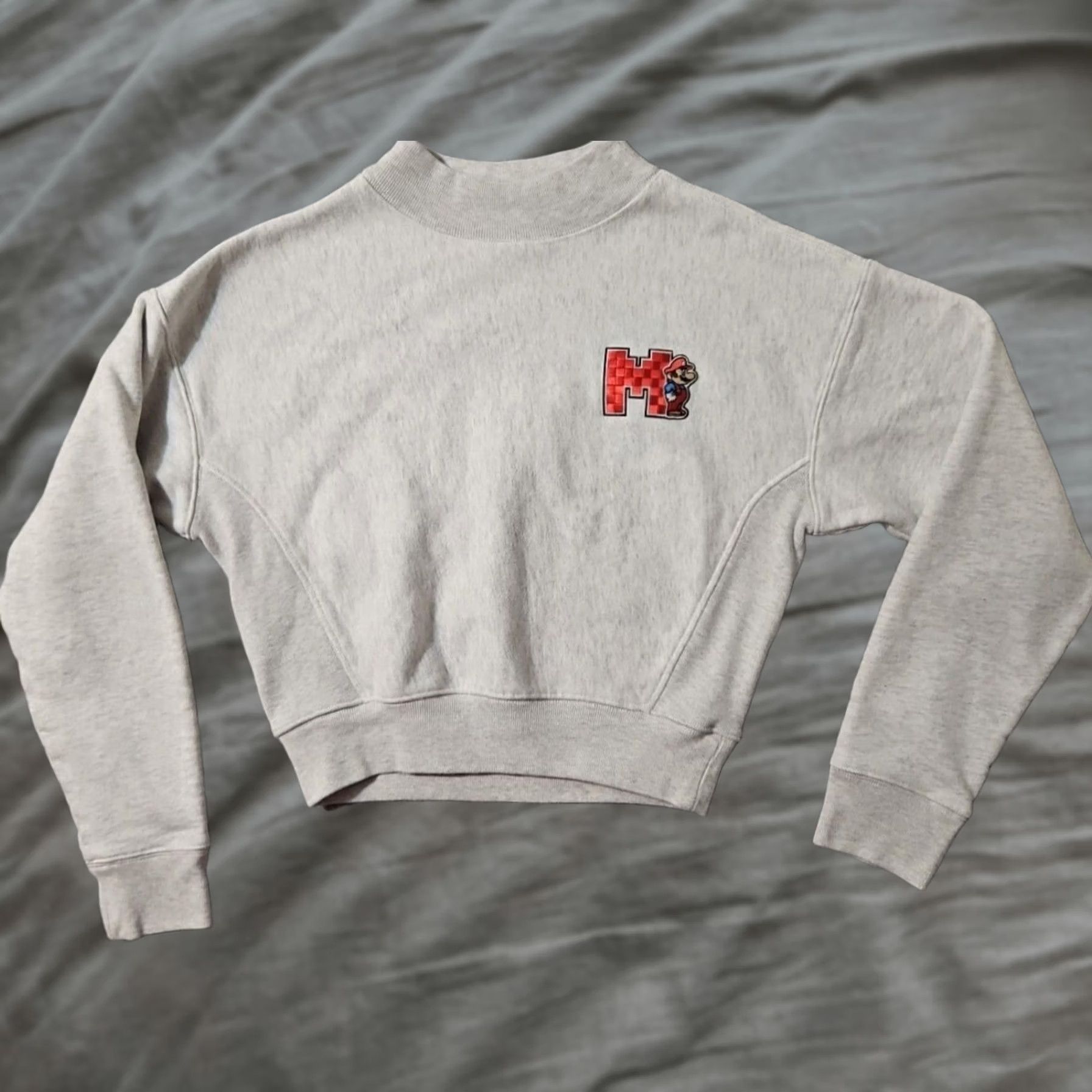 Champion Champion Super Mario Bros Reverse Weave Sweatshirt Womens Small Gray Cropped Size S / US 4 / IT 40 - 1 Thumbnail
