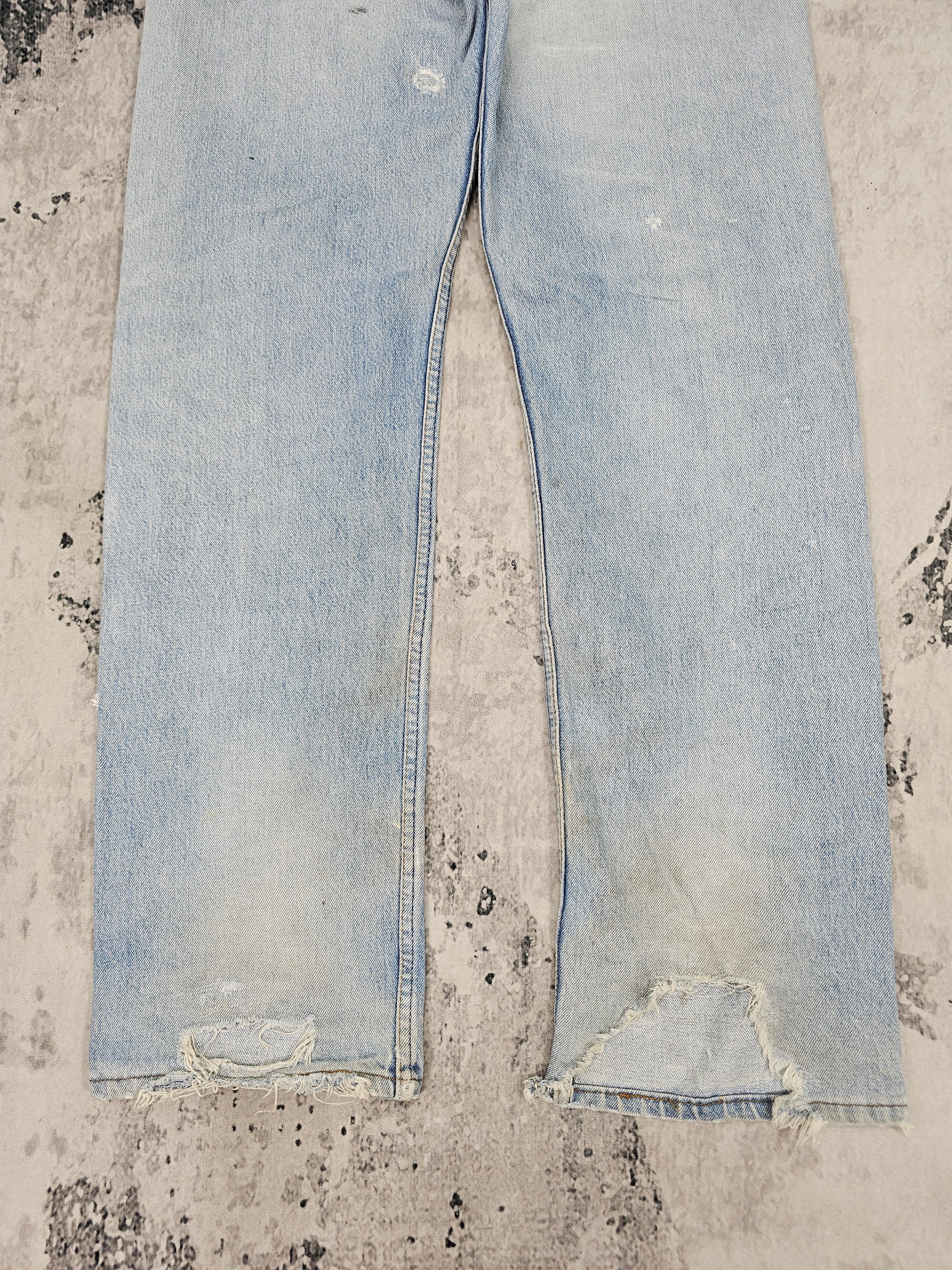 Levi's Vintage Clothing Vitg 90's LEVIS 501 Faded Made In Usa Ripped Jeans L0529 Size US 36 / EU 52 - 4 Thumbnail