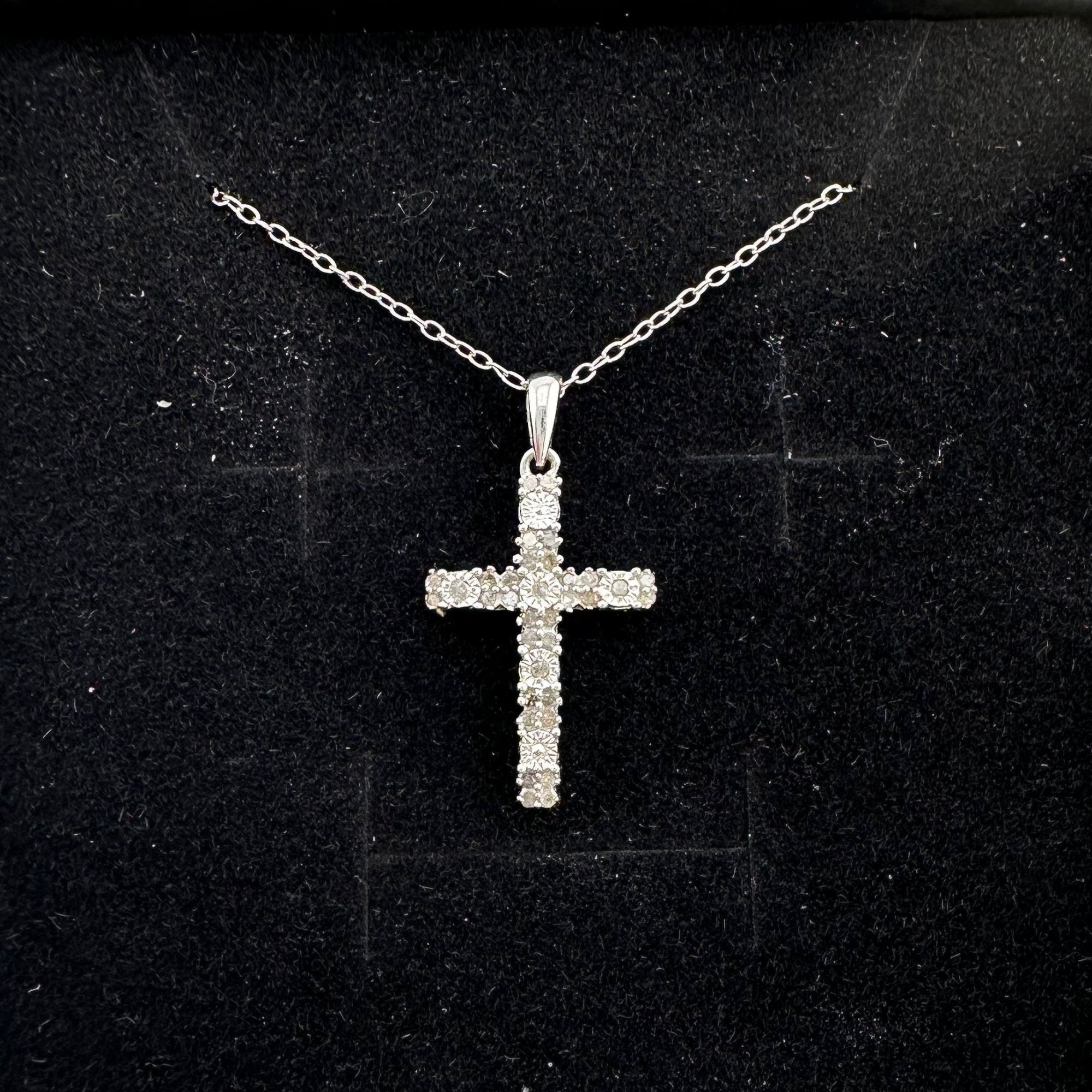 Other Beautiful Diamond Cross Necklace Size ONE SIZE - 10 Thumbnail