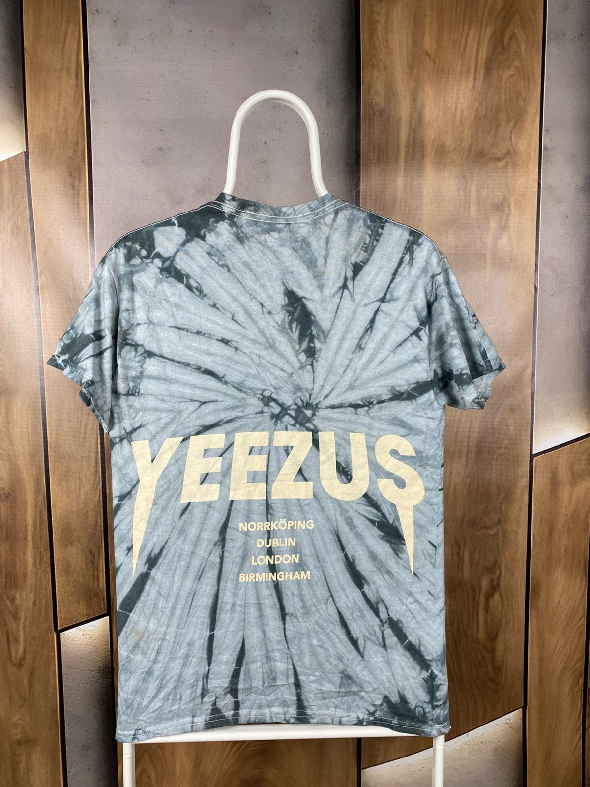 Yeezy 💀Vintage 2014 T-Shirt Yeezus Kanye West Tie Dye Tour Tee💀 Size US S / EU 44-46 / 1 - 2 Thumbnail