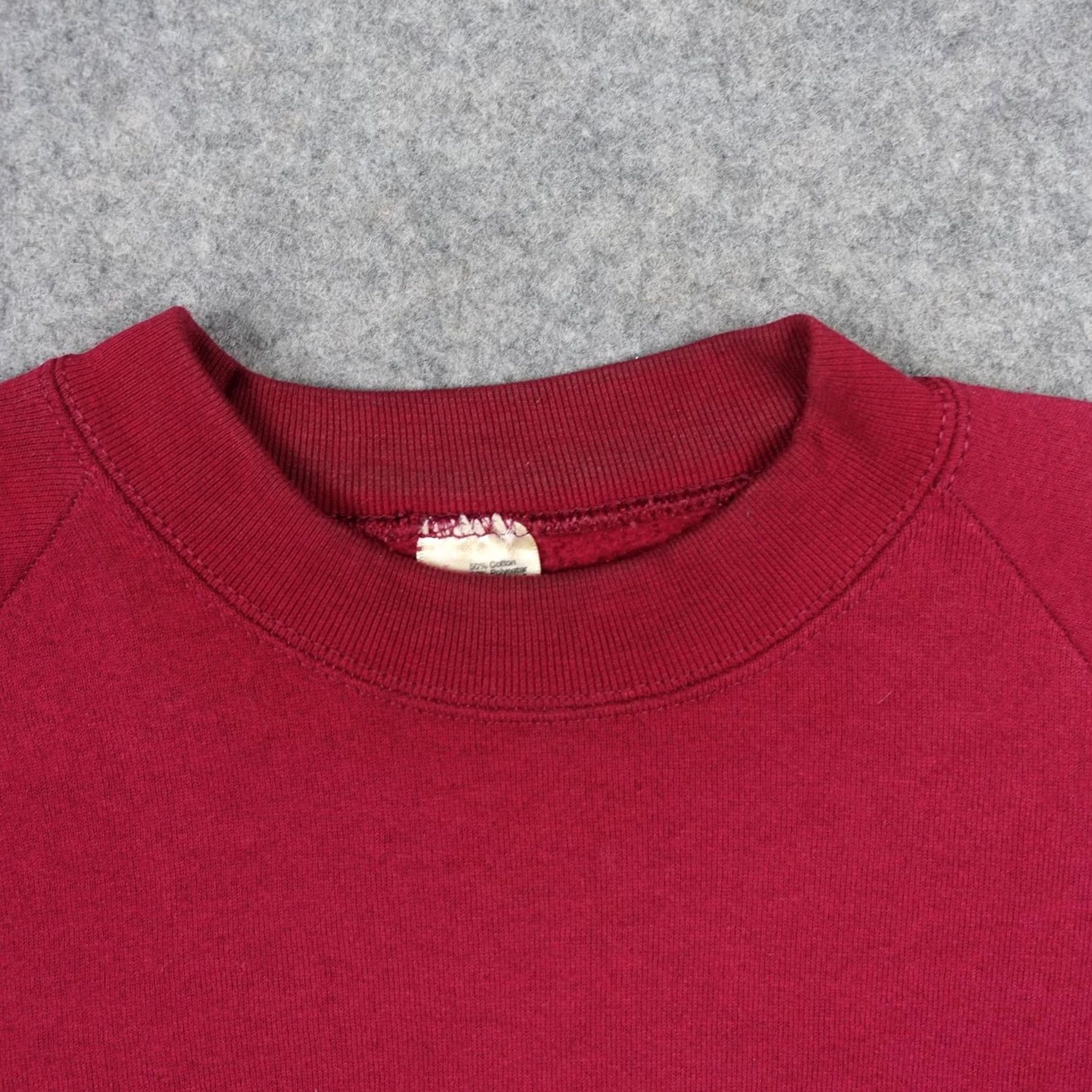 Fruit Of The Loom VINTAGE Fruit Of The Loom Sweatshirt Mens M Red Pullover Crewneck USA Blank Size US M / EU 48-50 / 2 - 2 Thumbnail