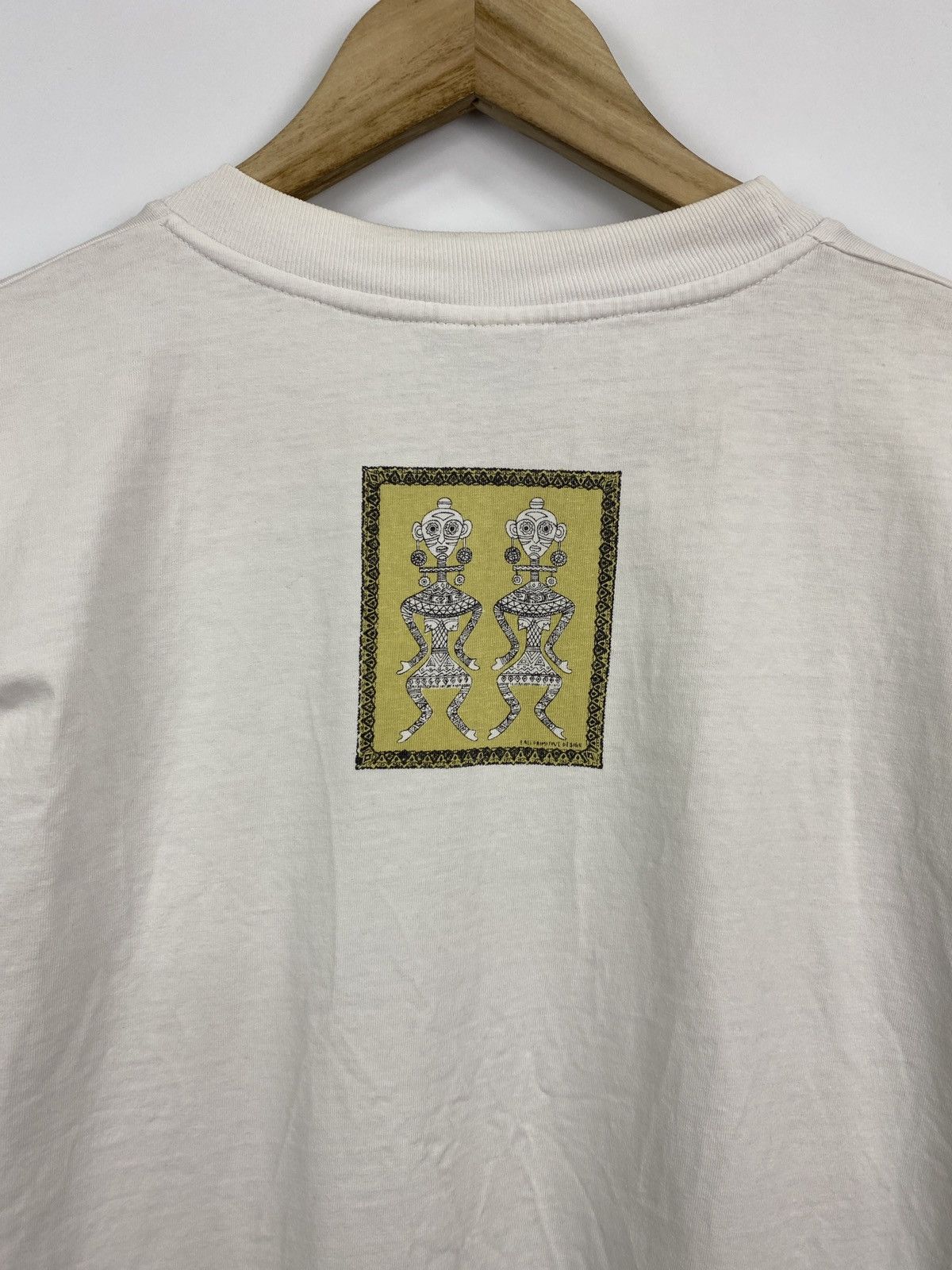 Designer 🇮🇩 Vintage 90s Bali Primitive Design Dance T-Shirt Rare Retro Size US XL / EU 56 / 4 - 9 Thumbnail