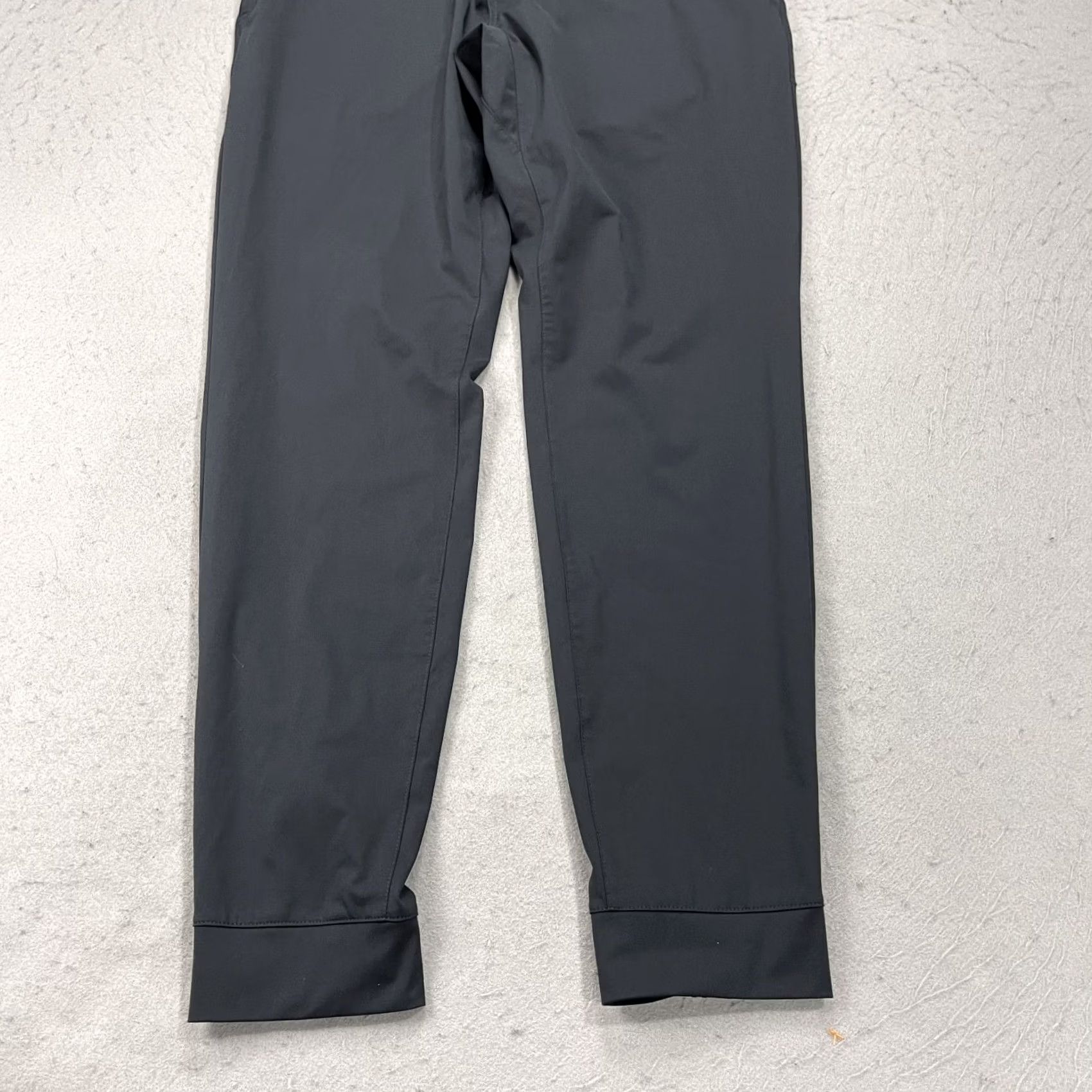 Rhone Rhone Mens Pants 31x29 Slim Black Chino Zip Ankle Tapered City Preppy Sports Pants Size US 31 - 3 Thumbnail