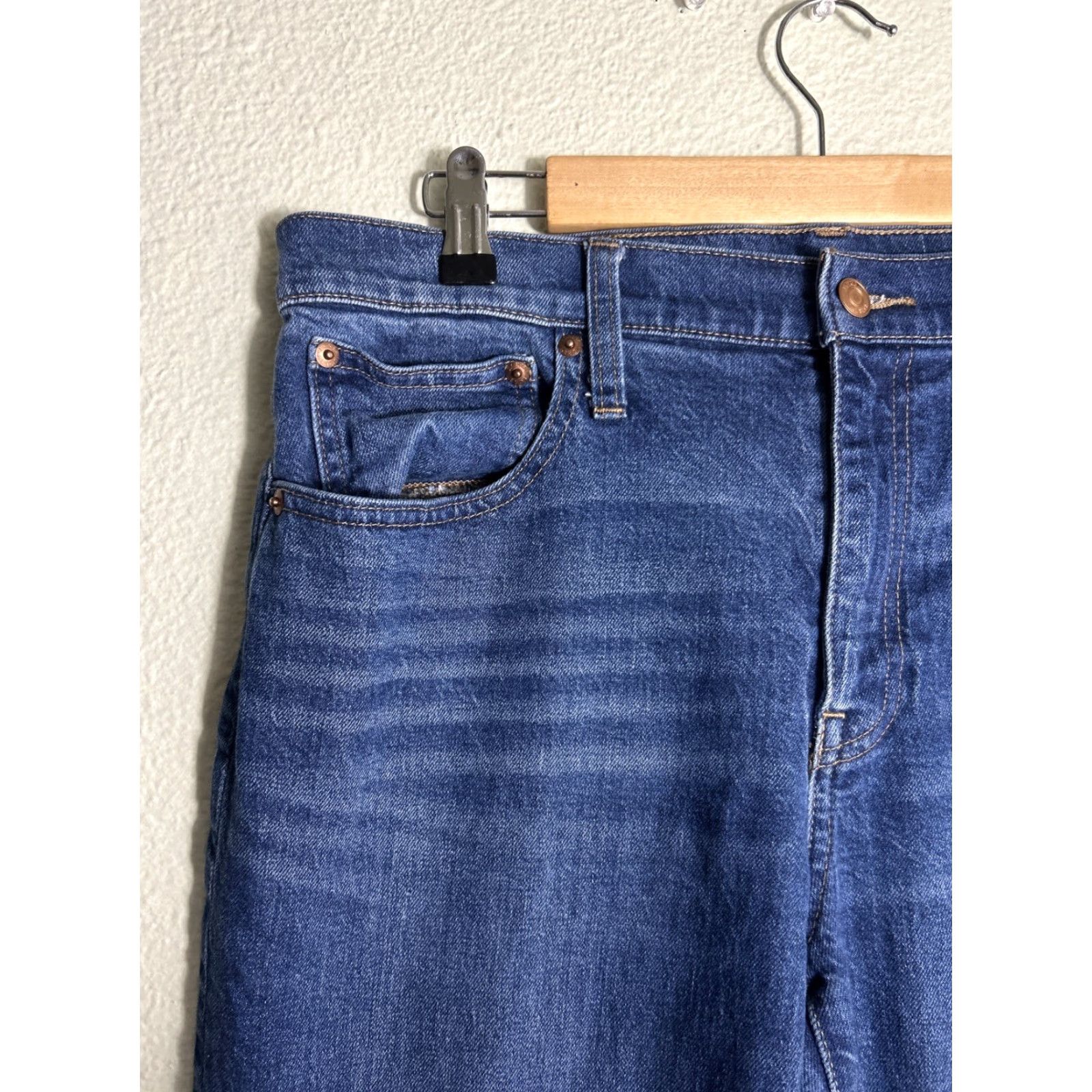 J.Crew J. Crew Jeans Slim Boyfriend Denim Stretch Womens Blue 30x28 Distressed AT848 Size 30" / US 8 / IT 44 - 4 Thumbnail