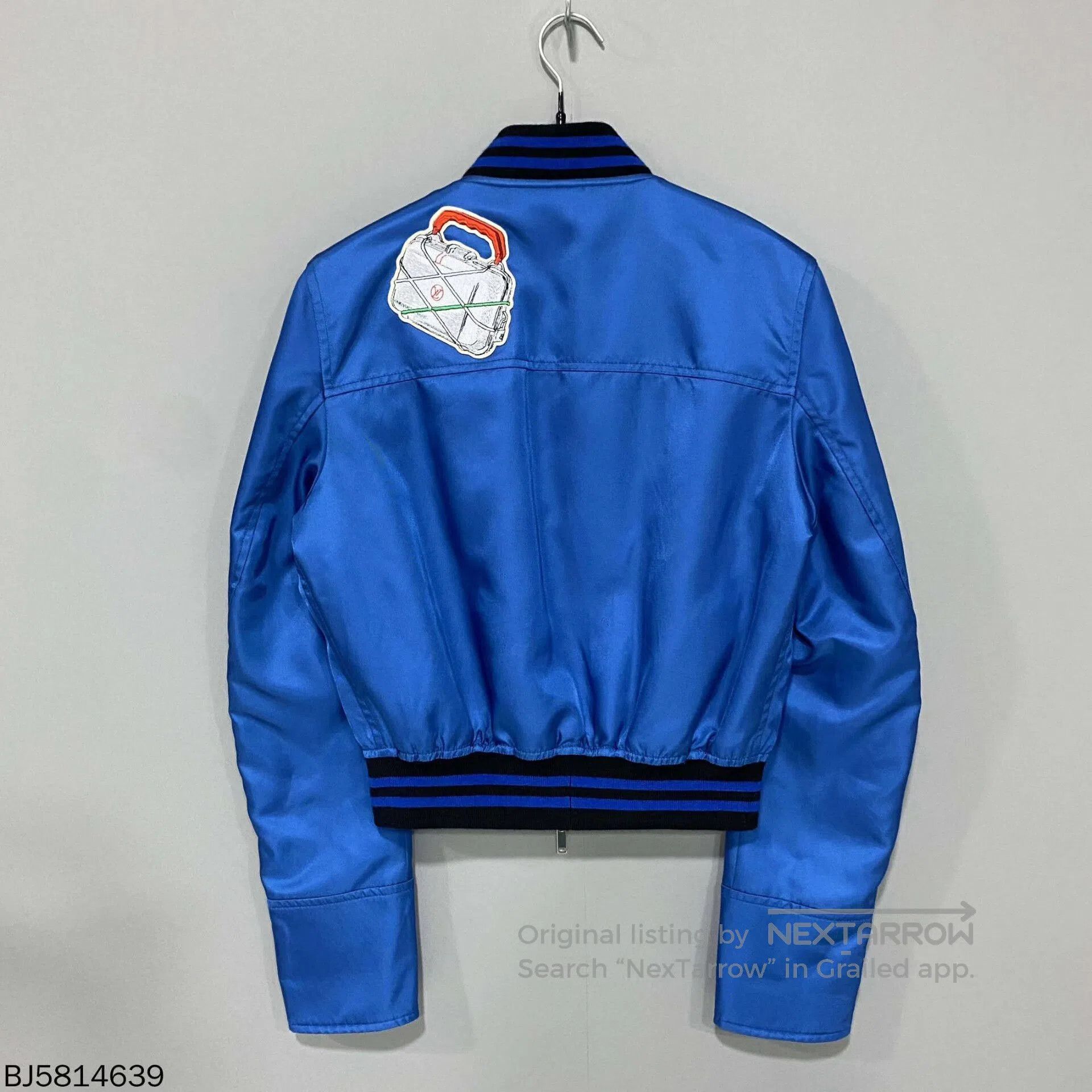 Louis Vuitton louis vuitton blue bomber jacket with patches. Size US M / EU 48-50 / 2 - 2 Thumbnail