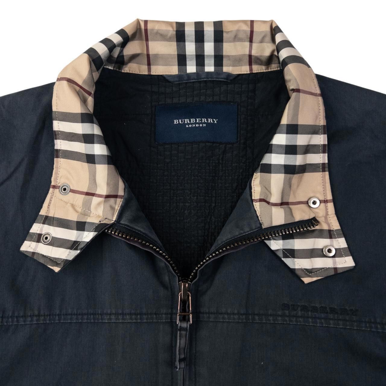 Burberry Vintage Burberry Nova Check Collar Zip Up Jacket Size M Size US M / EU 48-50 / 2 - 4 Thumbnail