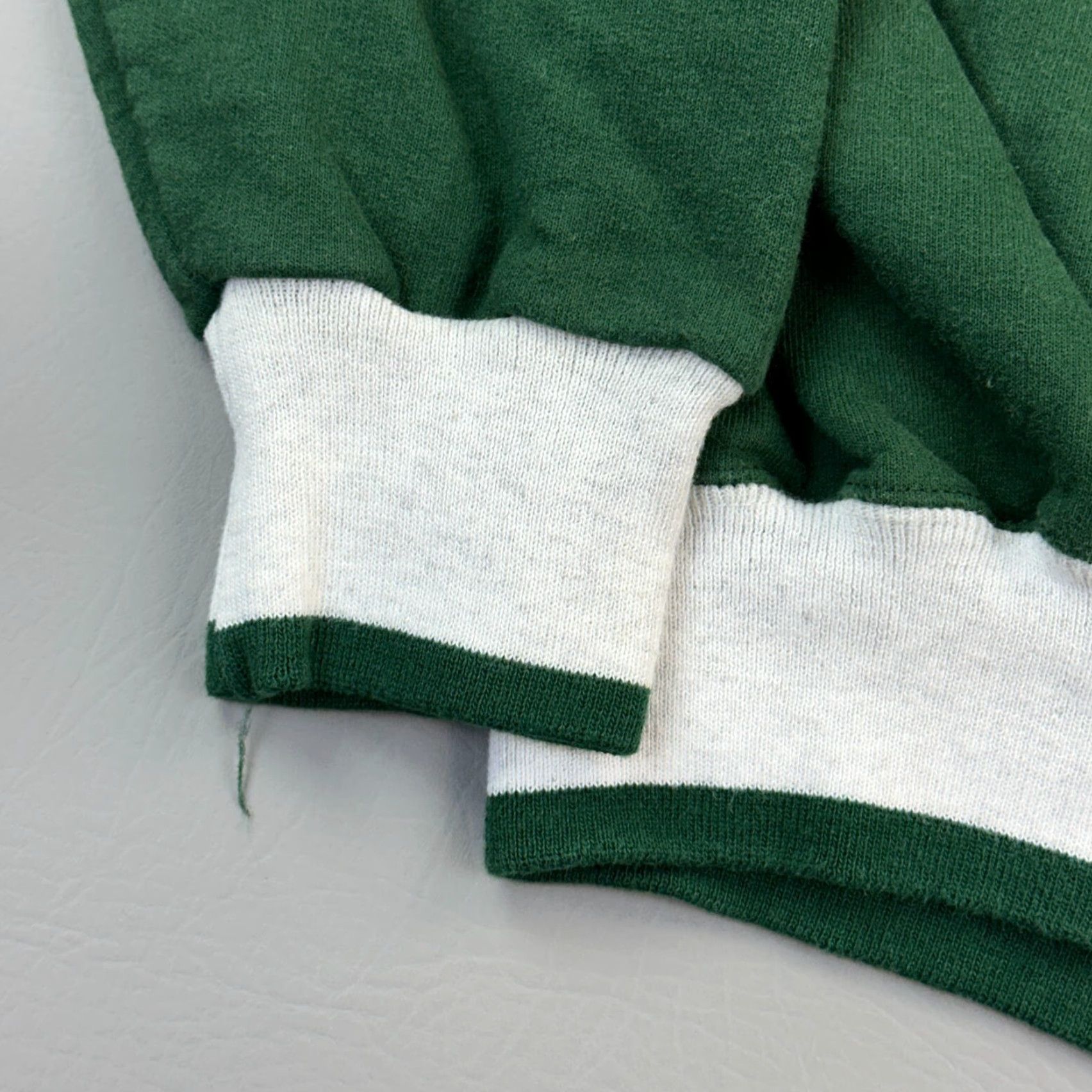 Vintage VINTAGE Legends Athletic Sweatshirt Mens 2XL Green Crewneck Pullover USA Sweatshirt Size US XXL / EU 58 / 5 - 2 Thumbnail