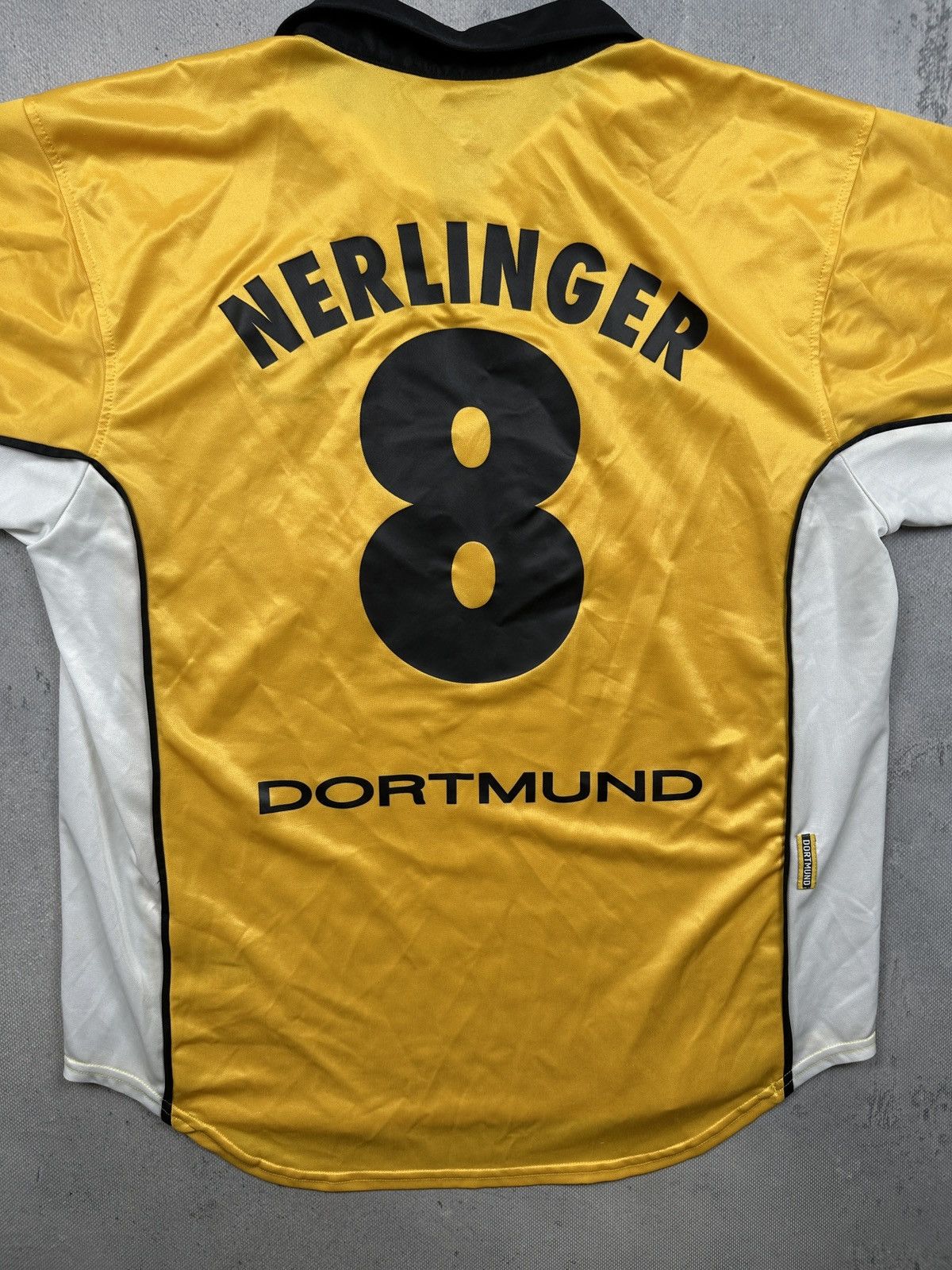 Nike Vintage Nike Borussia Dortmund Nerlinger 8 Football Jersey Size US L / EU 52-54 / 3 - 12 Thumbnail