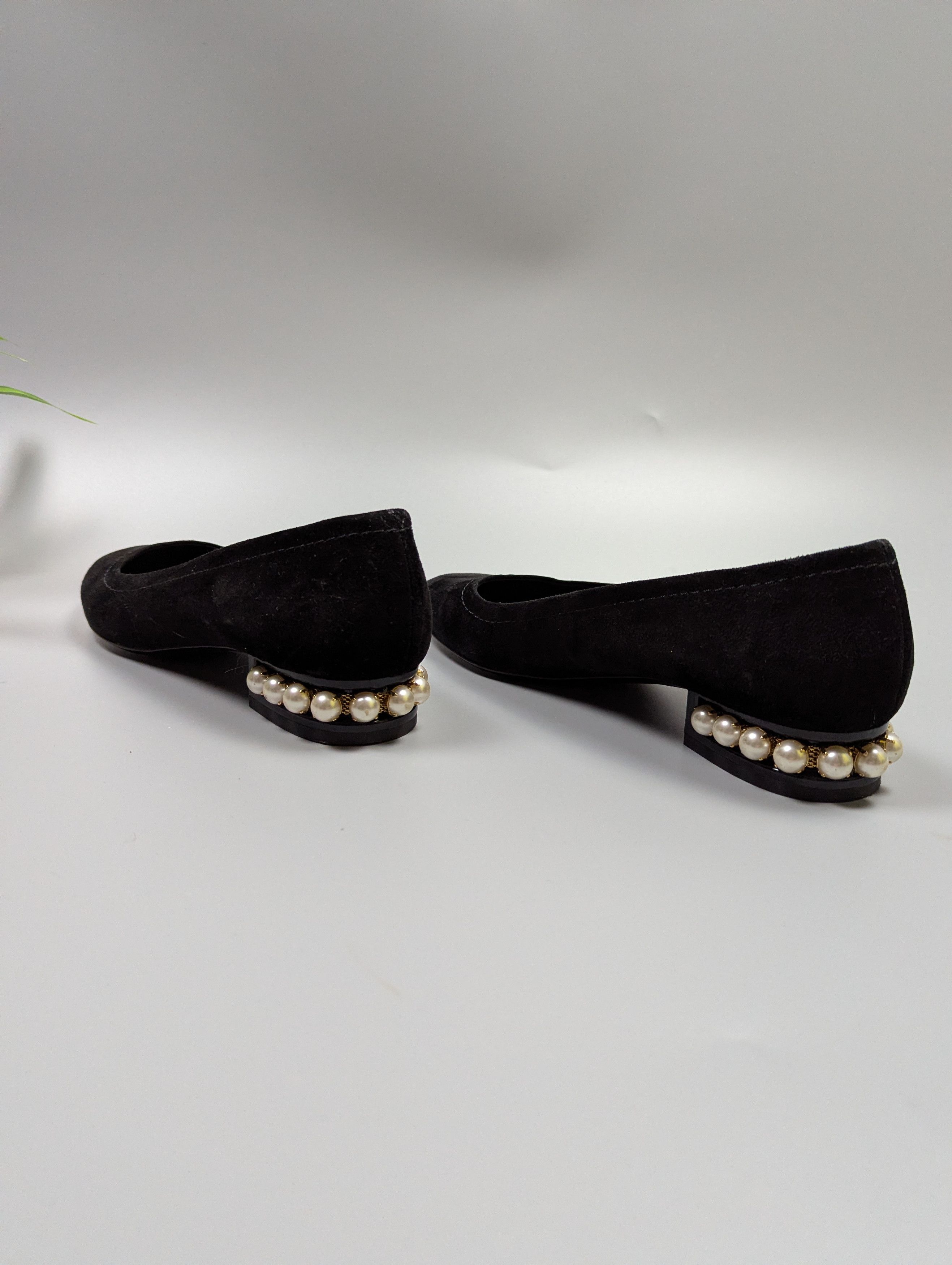 Vintage Konstantin Starke Vintage Black Suede Pumps Pearl Block Heel Size US 8.5 / IT 38.5 - 11 Thumbnail