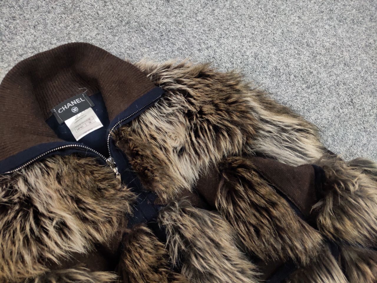 Chanel Chanel La petite veste noire Cachemire Faux Fur Jacket Size S / US 4 / IT 40 - 12 Thumbnail