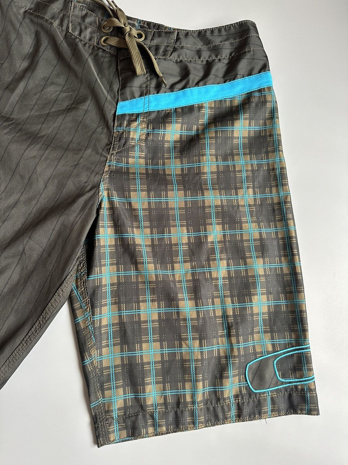 Oakley Vintage Oakley Shorts Big Logo Swimwear Surfing Style Y2K Size US 32 / EU 48 - 4 Thumbnail