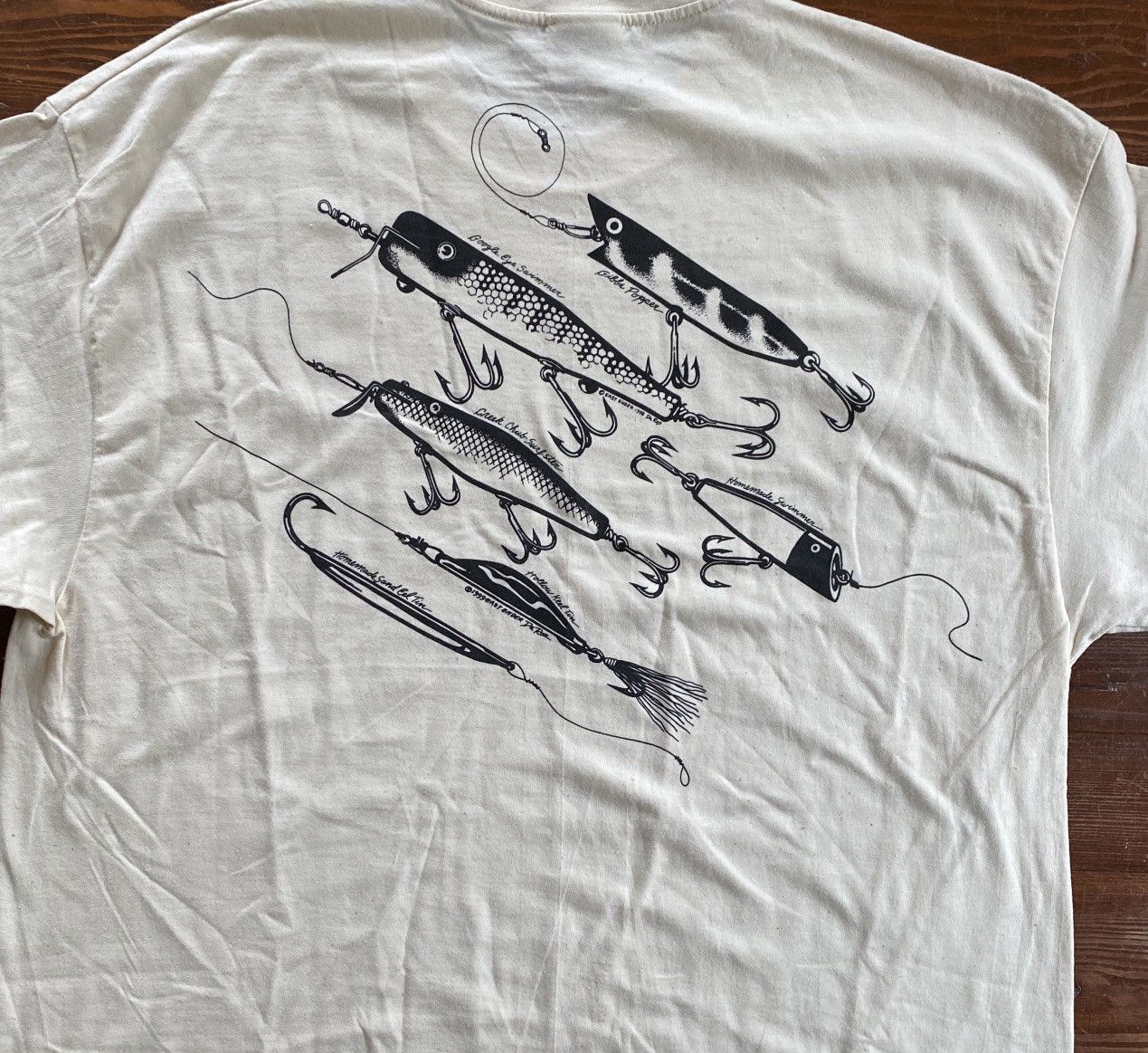 Hanes Vintage 90’s East Ender Fishing Hooks Bait Tee Shirt Size US XL / EU 56 / 4 - 1 Thumbnail