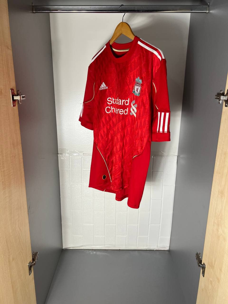 Adidas VINTAGE ADIDAS FC LIVERPOOL ENGLAND SOCCER JERSEY RETRO Size US L / EU 52-54 / 3 - 3 Thumbnail