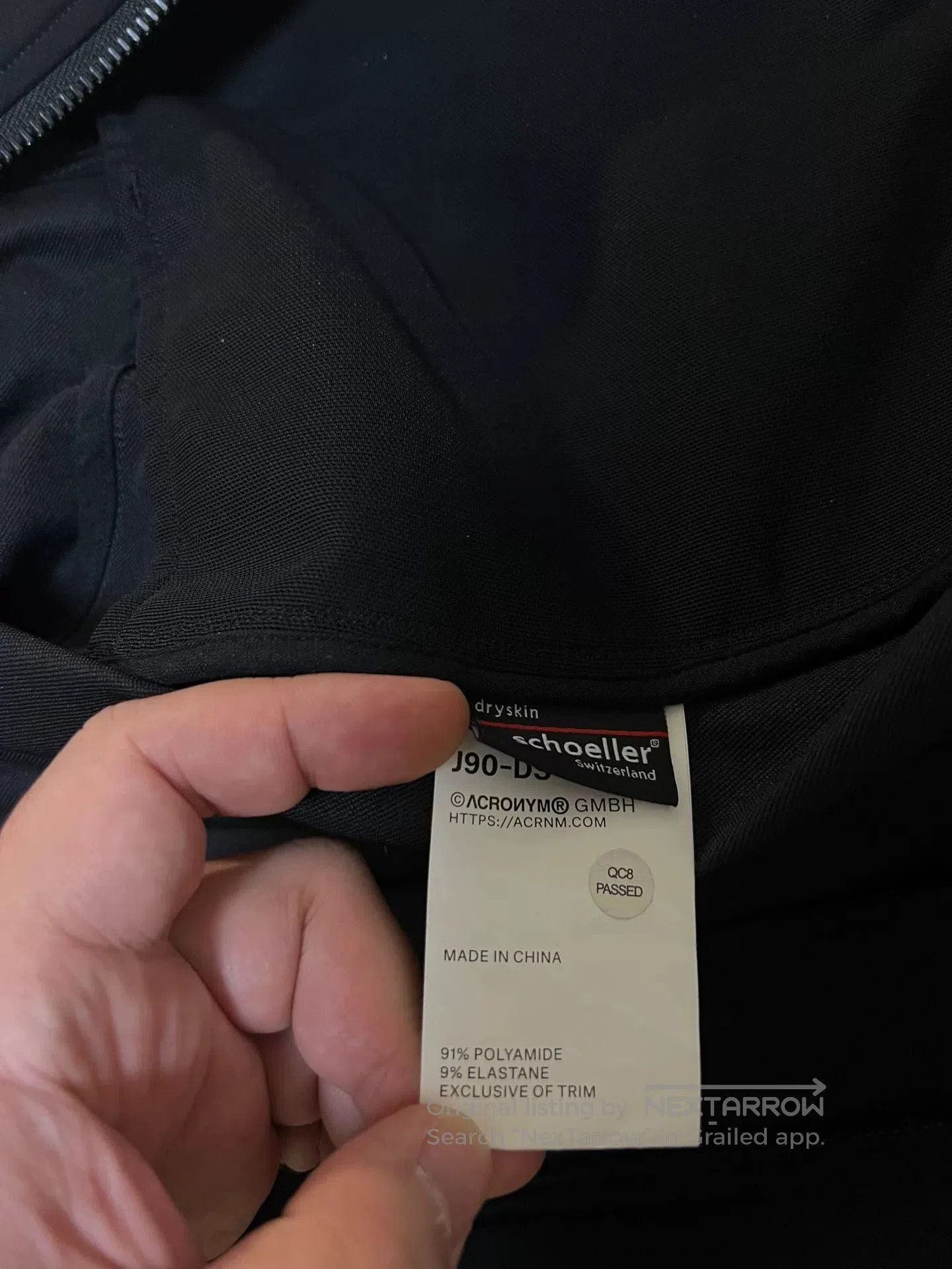Acronym Acronym j90-ds Jacket in Black. Size US S / EU 44-46 / 1 - 6 Thumbnail