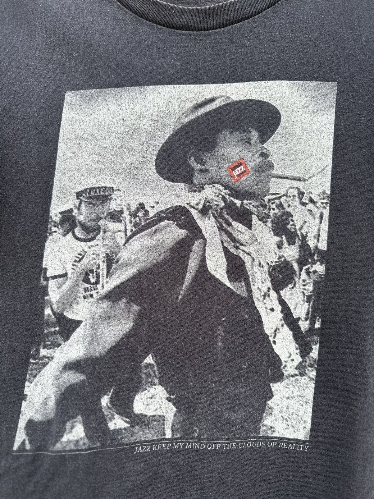 Band Tees Thrashed Vintage Jazz Keep My Mind Off The Clouds Of Reality Size US M / EU 48-50 / 2 - 2 Thumbnail