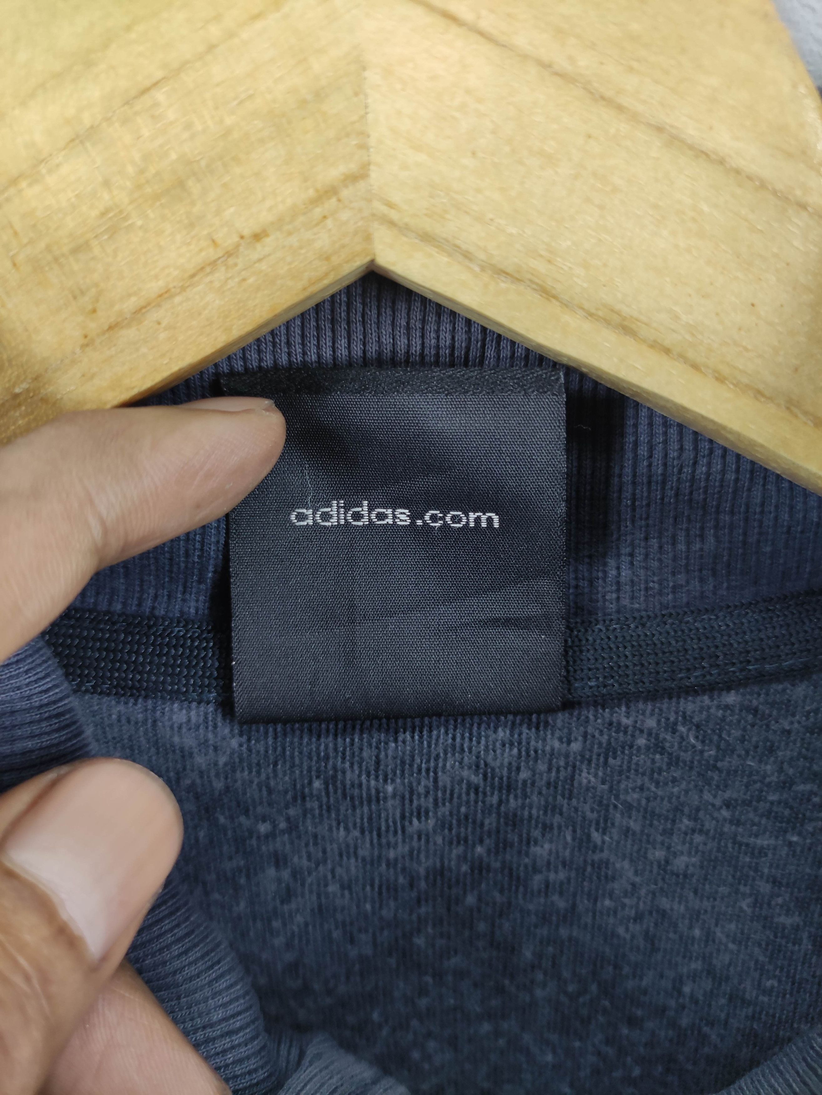 Adidas Vintage Adidas Velvet Sweater Jacket Zipper Size US S / EU 44-46 / 1 - 10 Thumbnail
