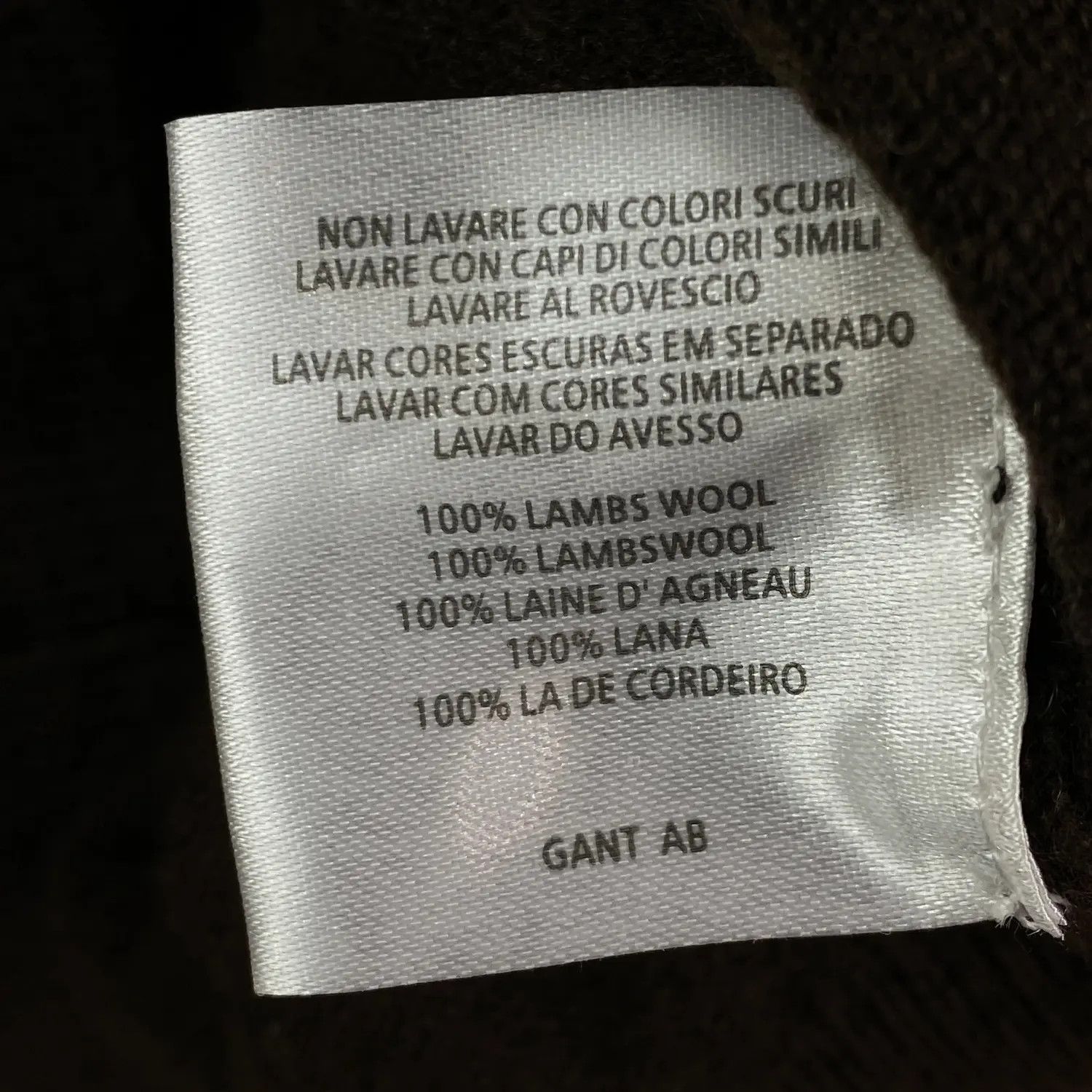 Gant Mens Jumper V Neck Gant Size M Wool Size US M / EU 48-50 / 2 - 5 Thumbnail